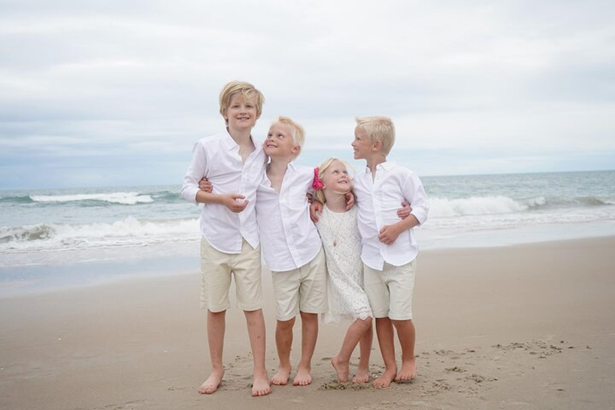 Cocoa Beach Family Portrait Session 60 min - Image 4