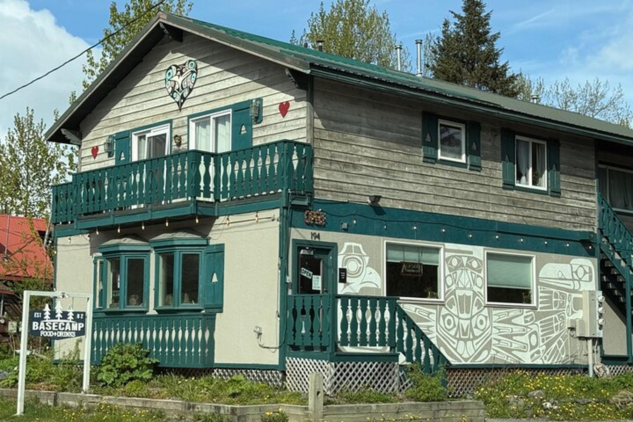 Alaska Private Custom Journey - Image 4