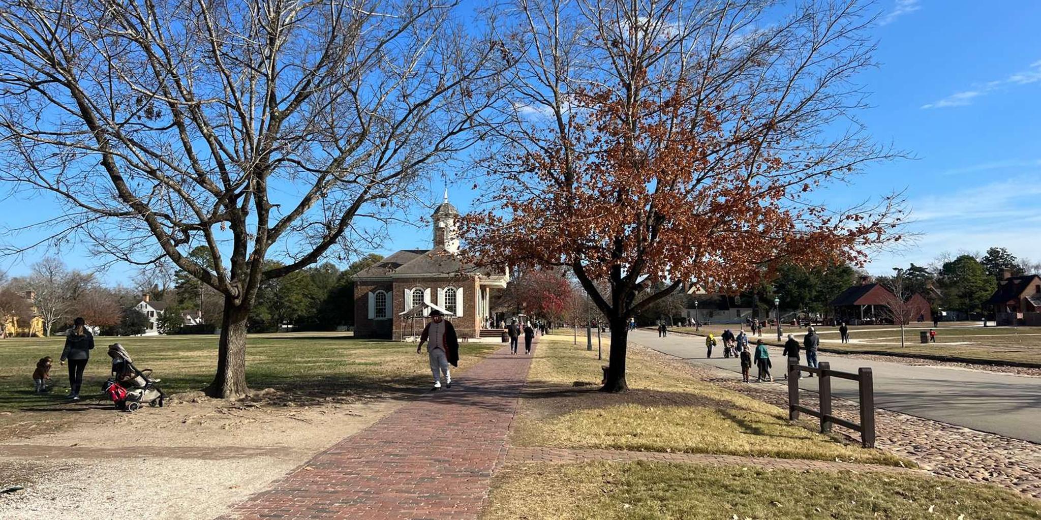 Williamsburg Colonial History Walking Tour - Image 3