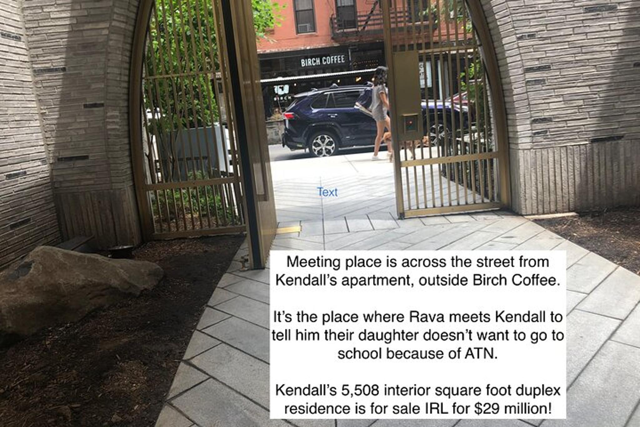 New York City Succession Walking Tour - Image 1