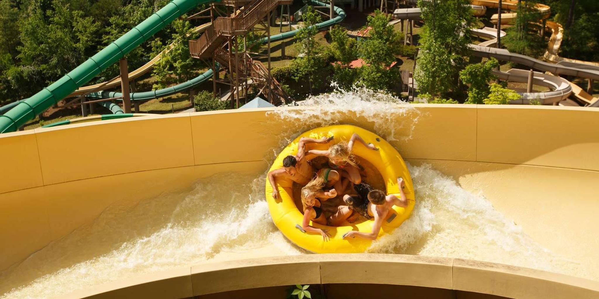 Pigeon Forge Dollywood & Splash Country Combo Ticket - Image 5