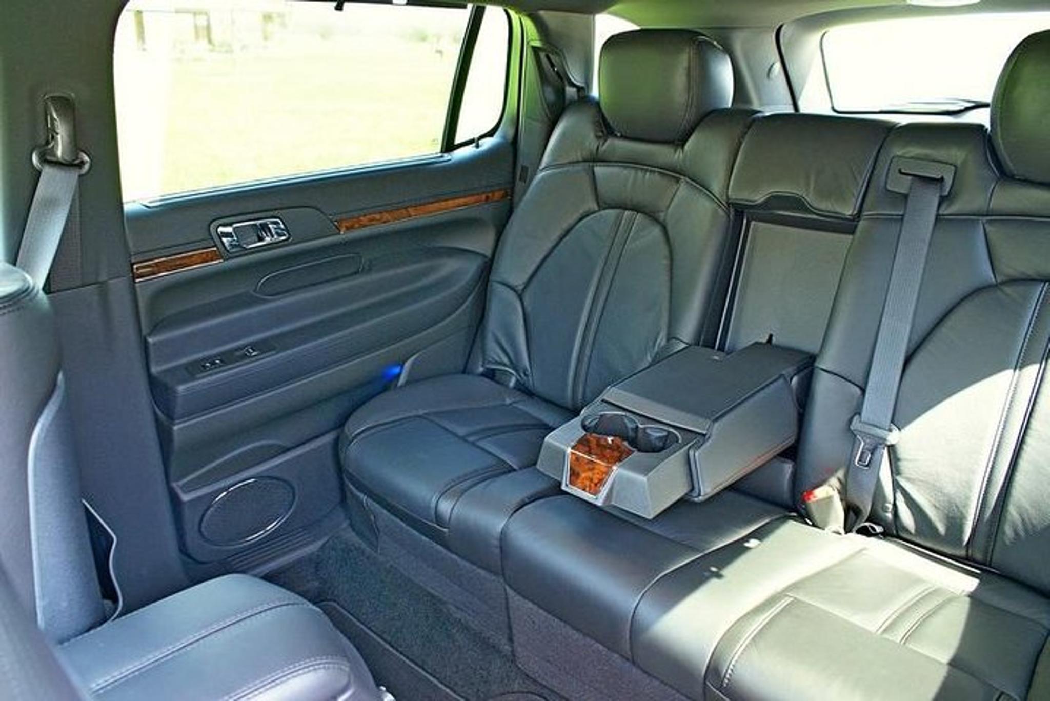 Chicago Airport Sedan Transfer - Image 6