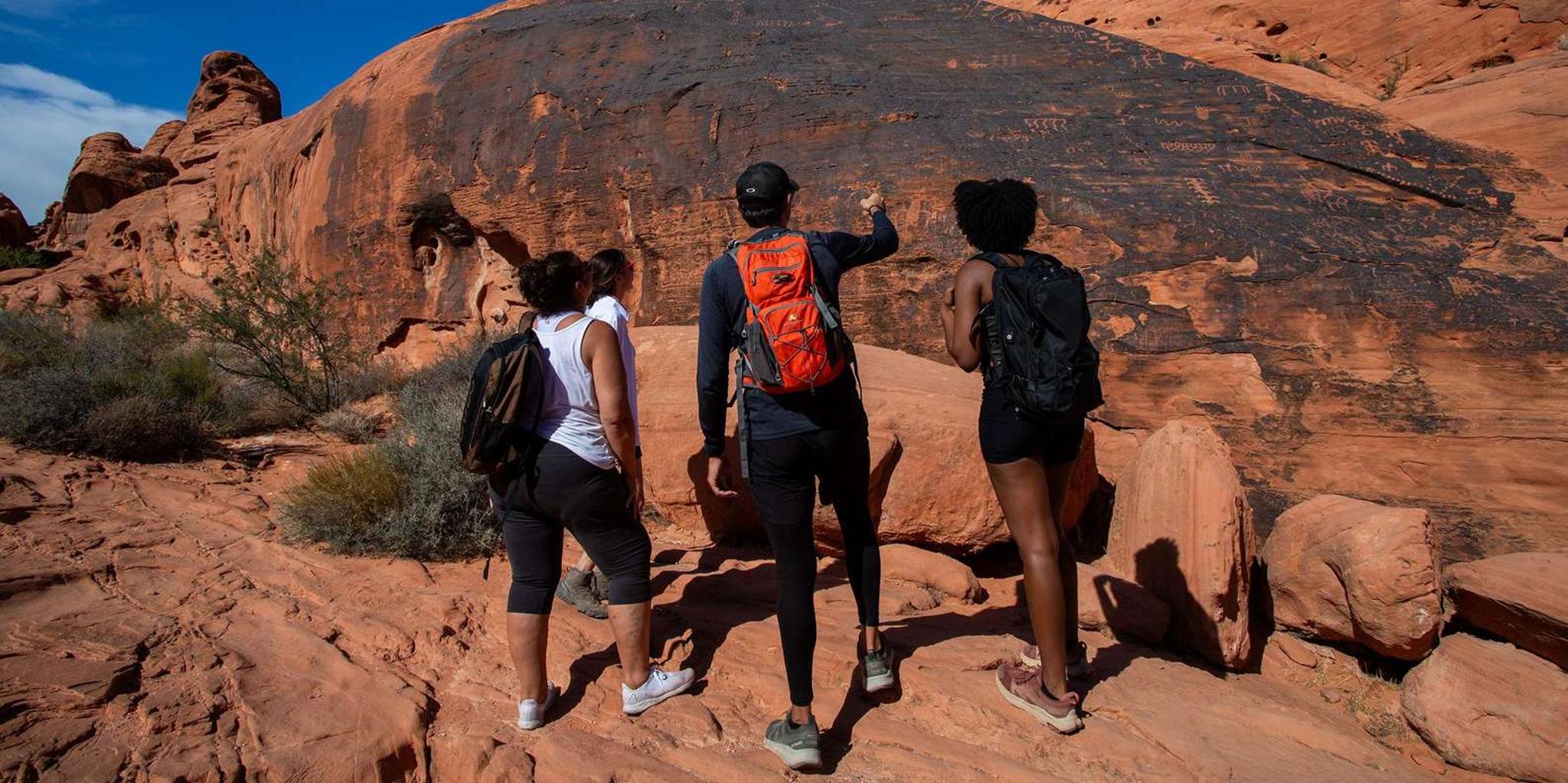 Las Vegas Valley of Fire Hiking Tour - Image 4