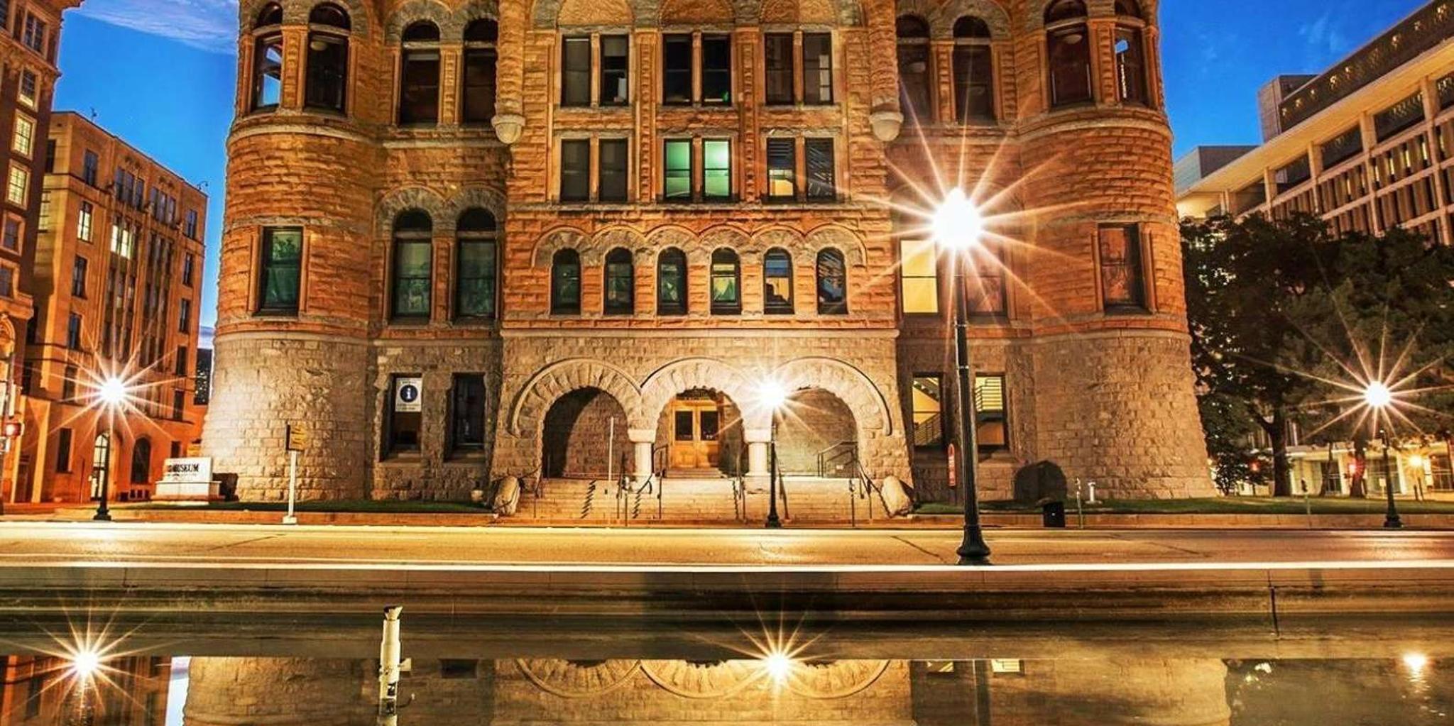 Dallas True Crime Walking Tour