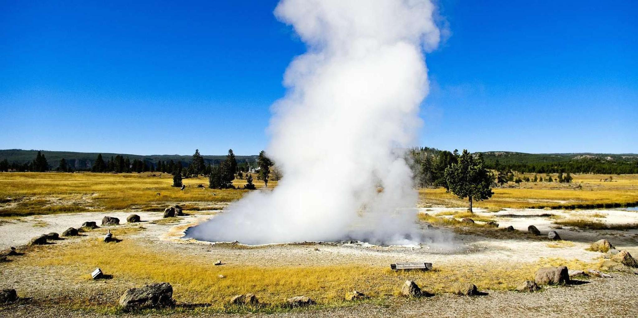 Salt Lake City Yellowstone 3-Day Small Group Tour