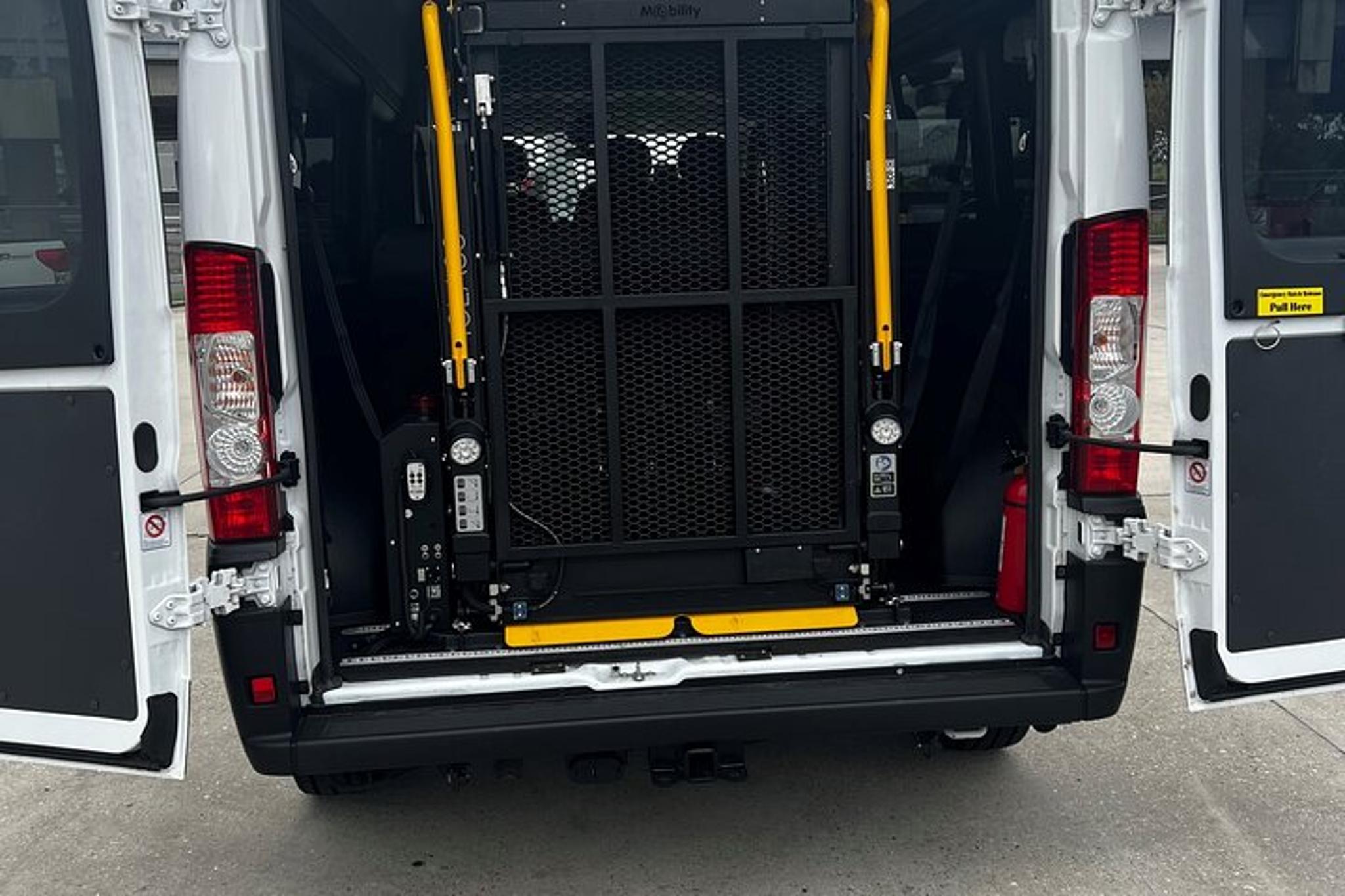 New Orleans Airport or Hotel Transfer - Image 3