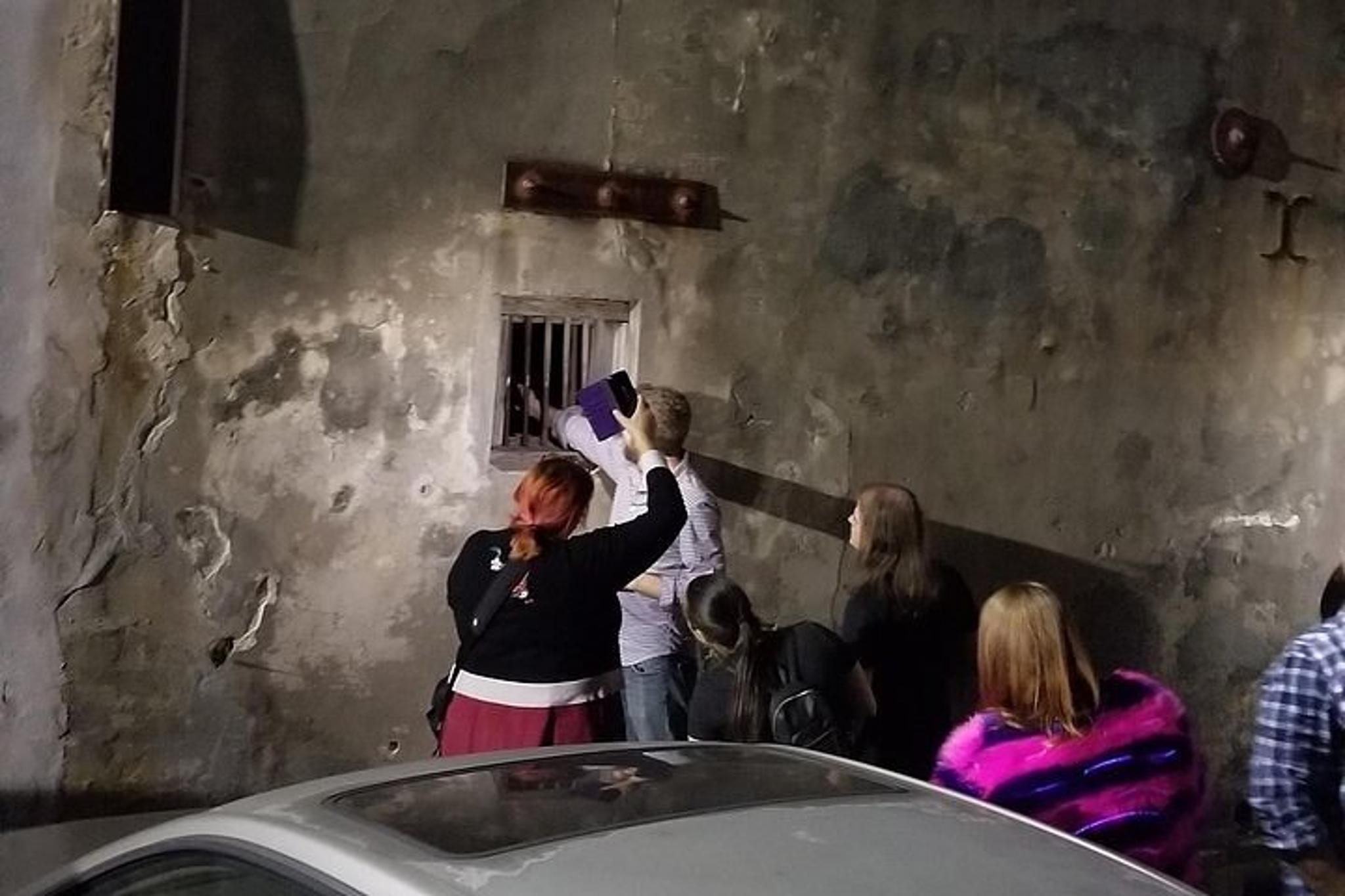 New Orleans Haunted Bar Tour - Image 3