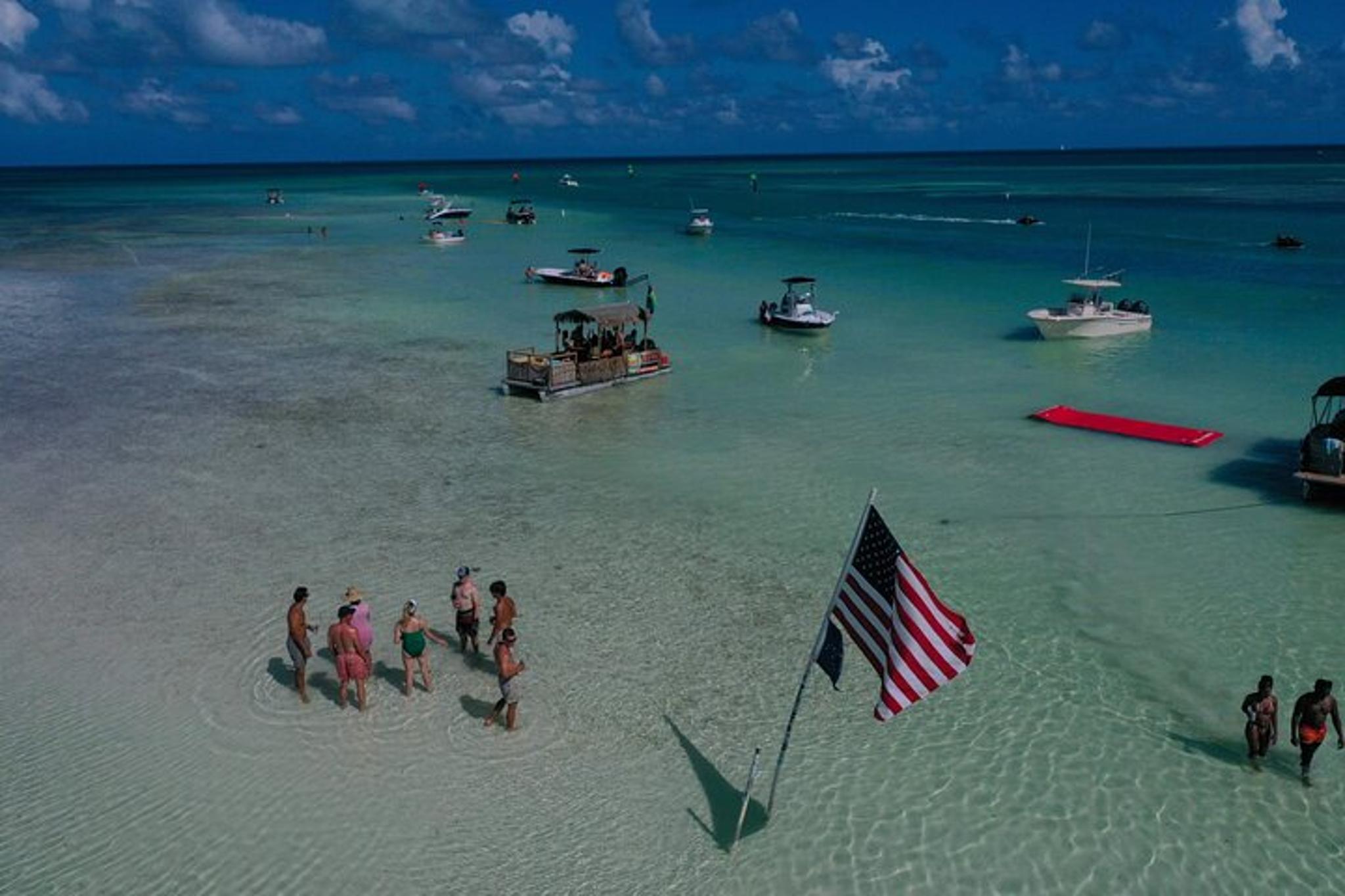 Islamorada Sandbar Tour by Tiki Boat 3 hr - Image 4