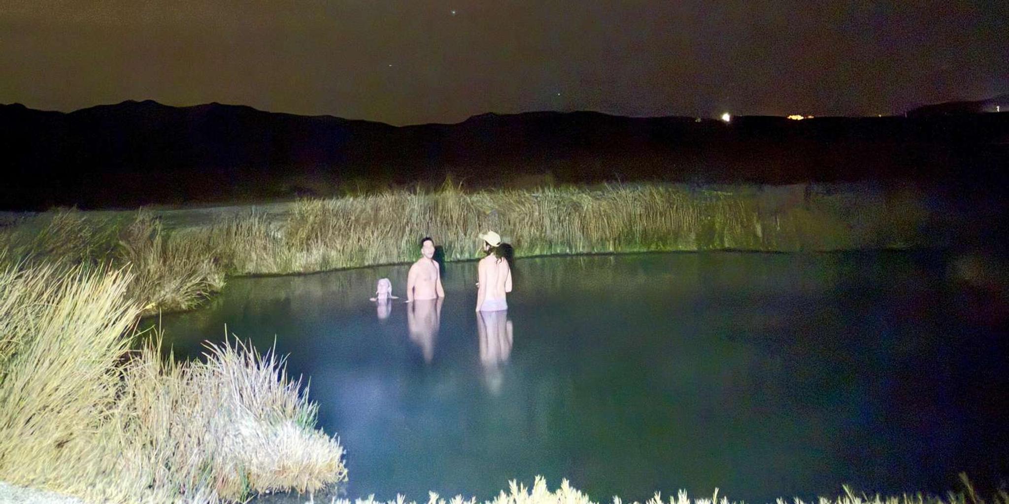 Las Vegas Hot Springs Adventure near Death Valley - Image 4