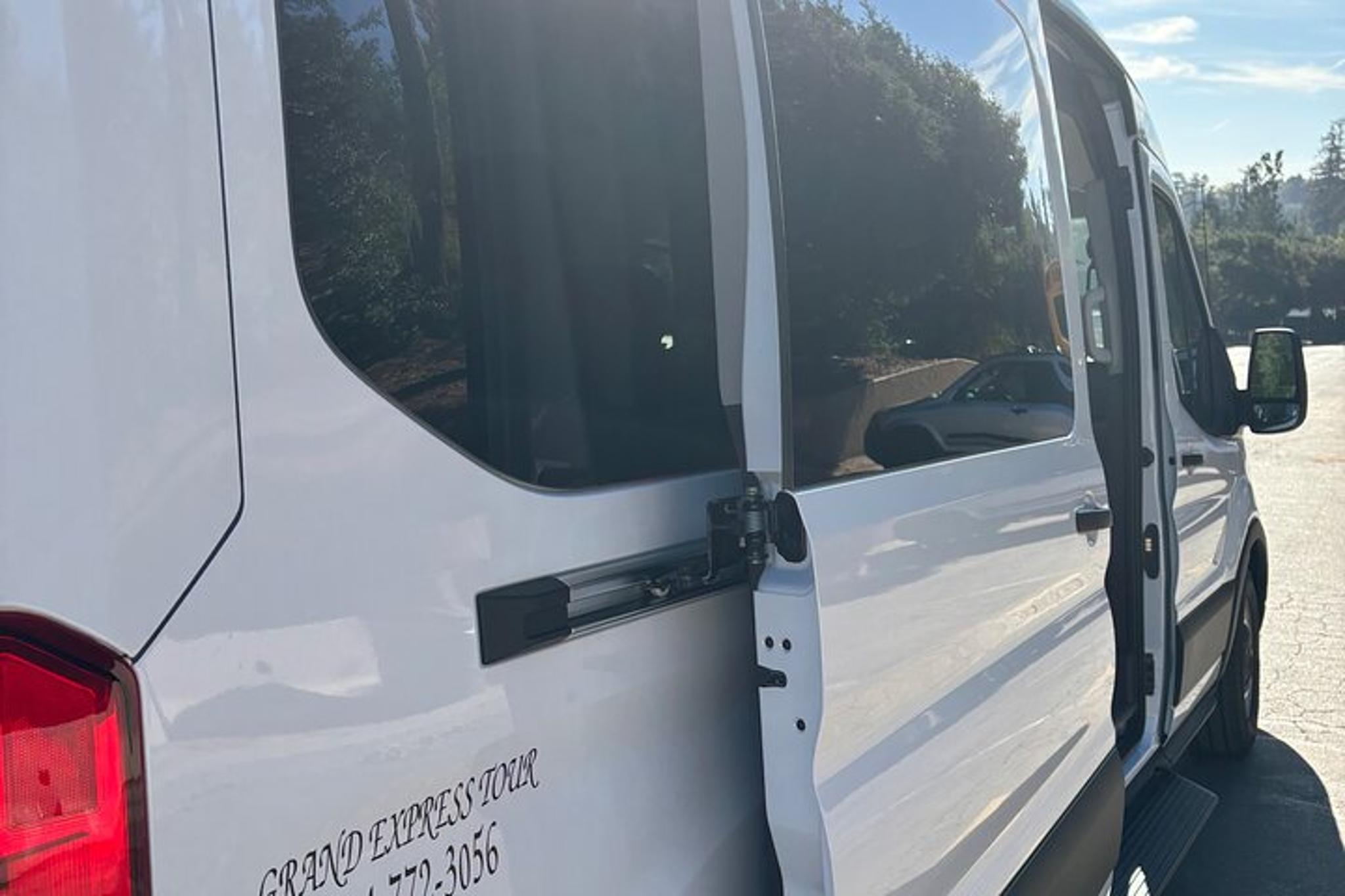 Los Angeles Universal Studios Transportation - Image 4