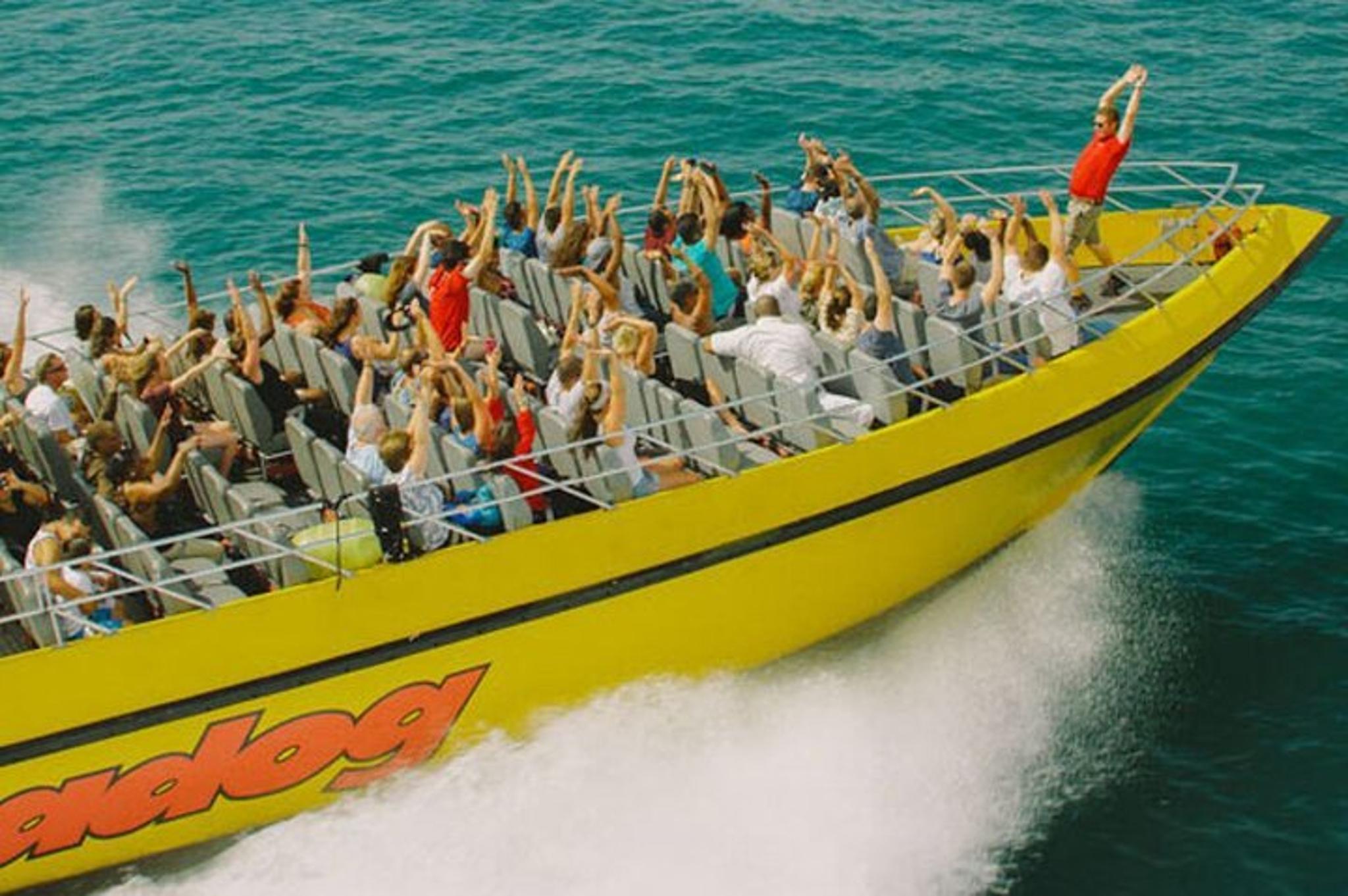 Chicago Lake Michigan Speedboat Ride 30 Min - Image 3