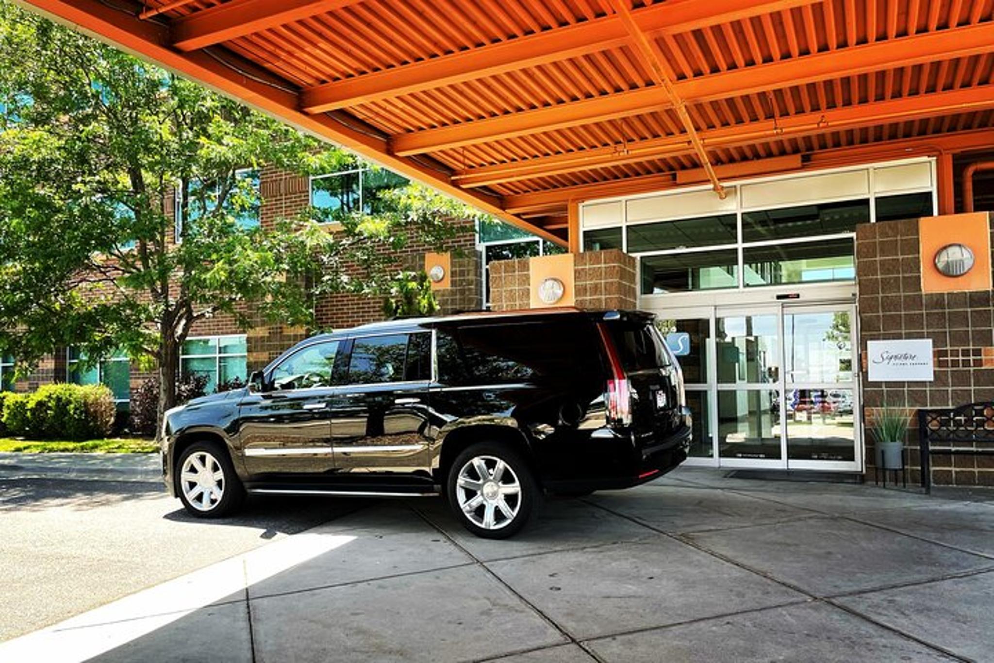 Denver Private Transportation to Airport - Image 6