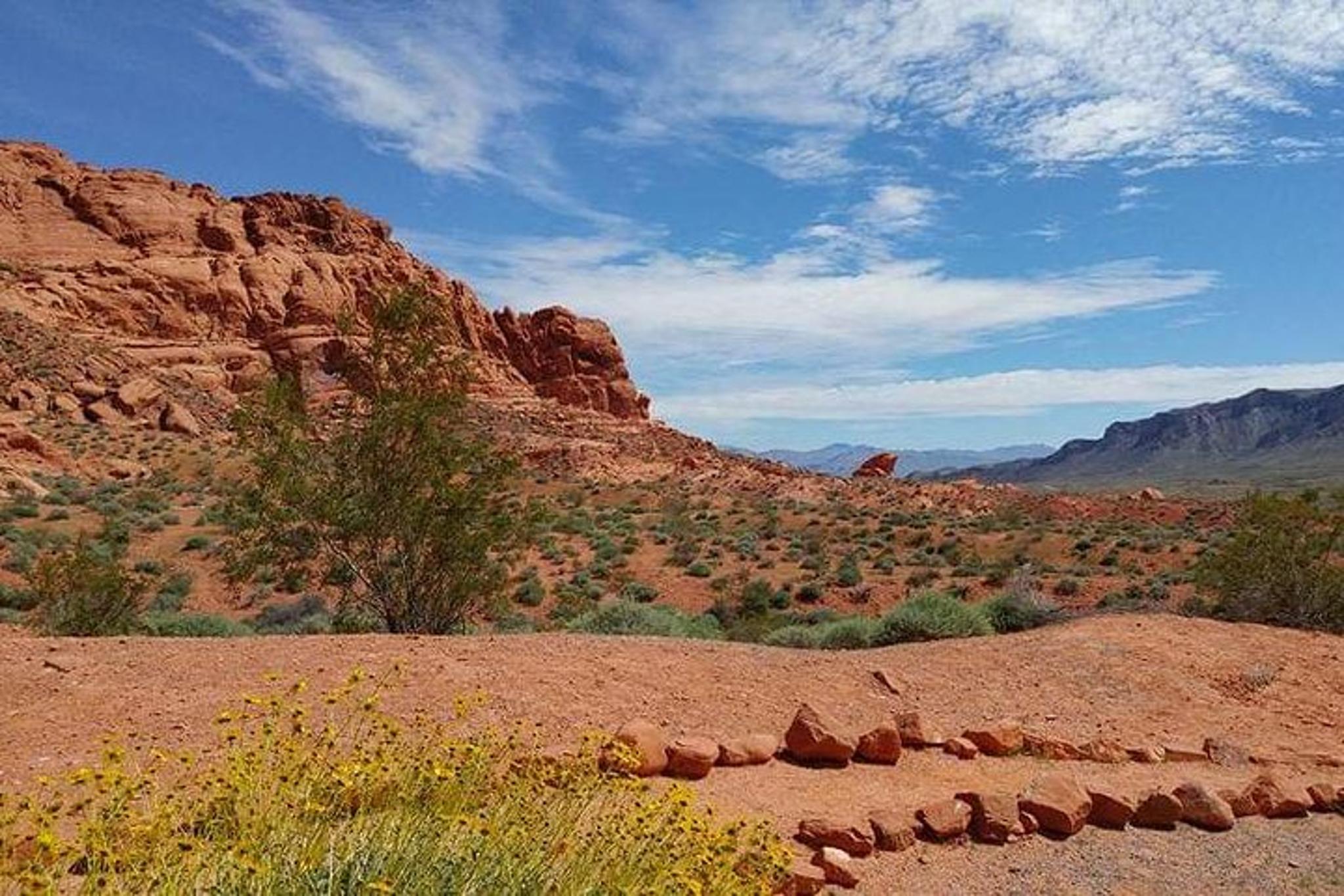 Las Vegas Valley of Fire Hike - Image 2