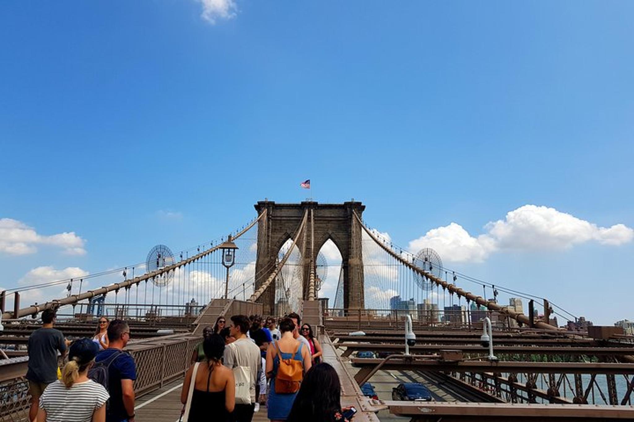 New York City Walking Tour: Brooklyn Bridge and Dumbo - Image 5