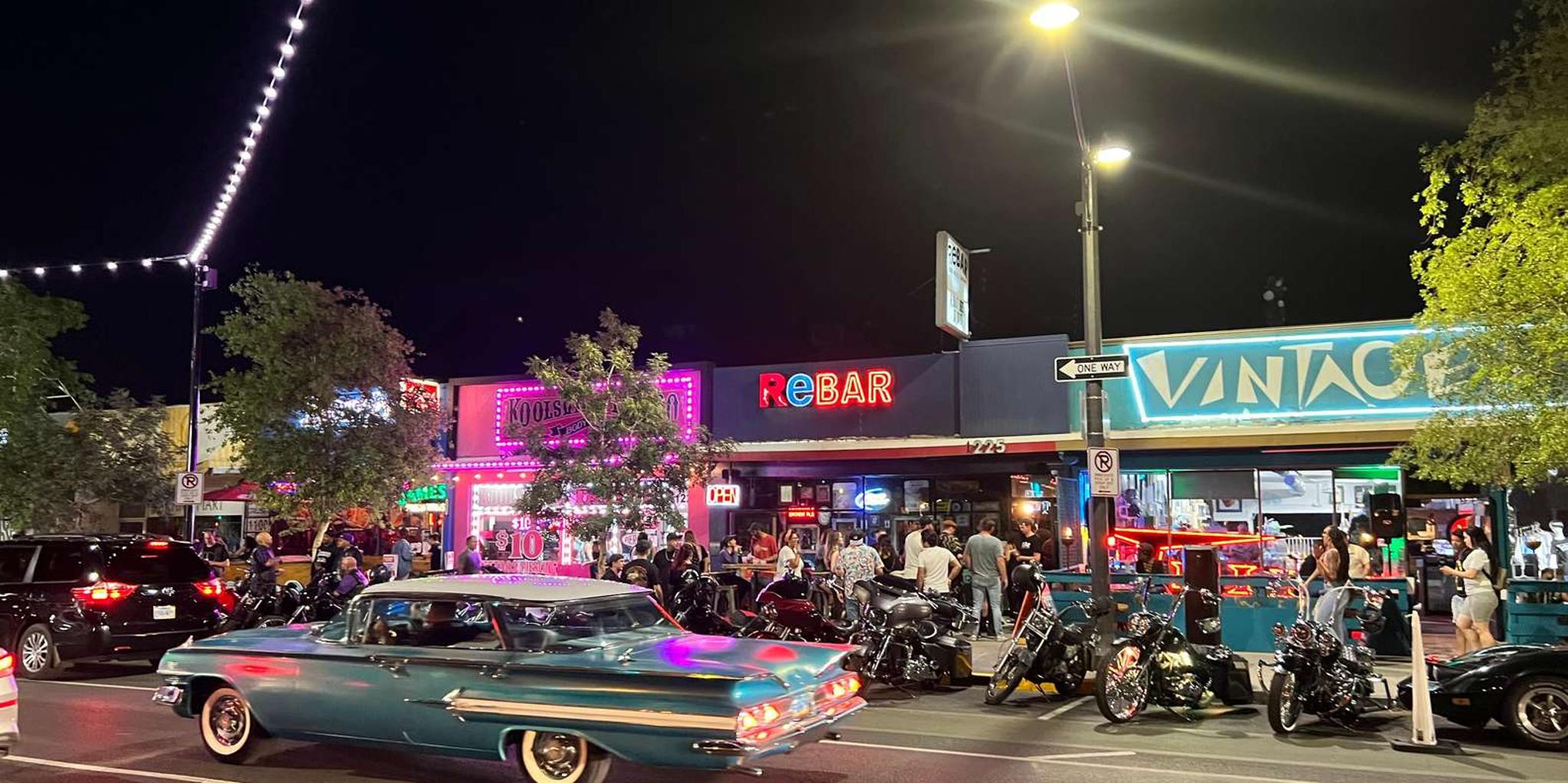 Las Vegas Bar Crawl Off The Beaten Path 2 hr