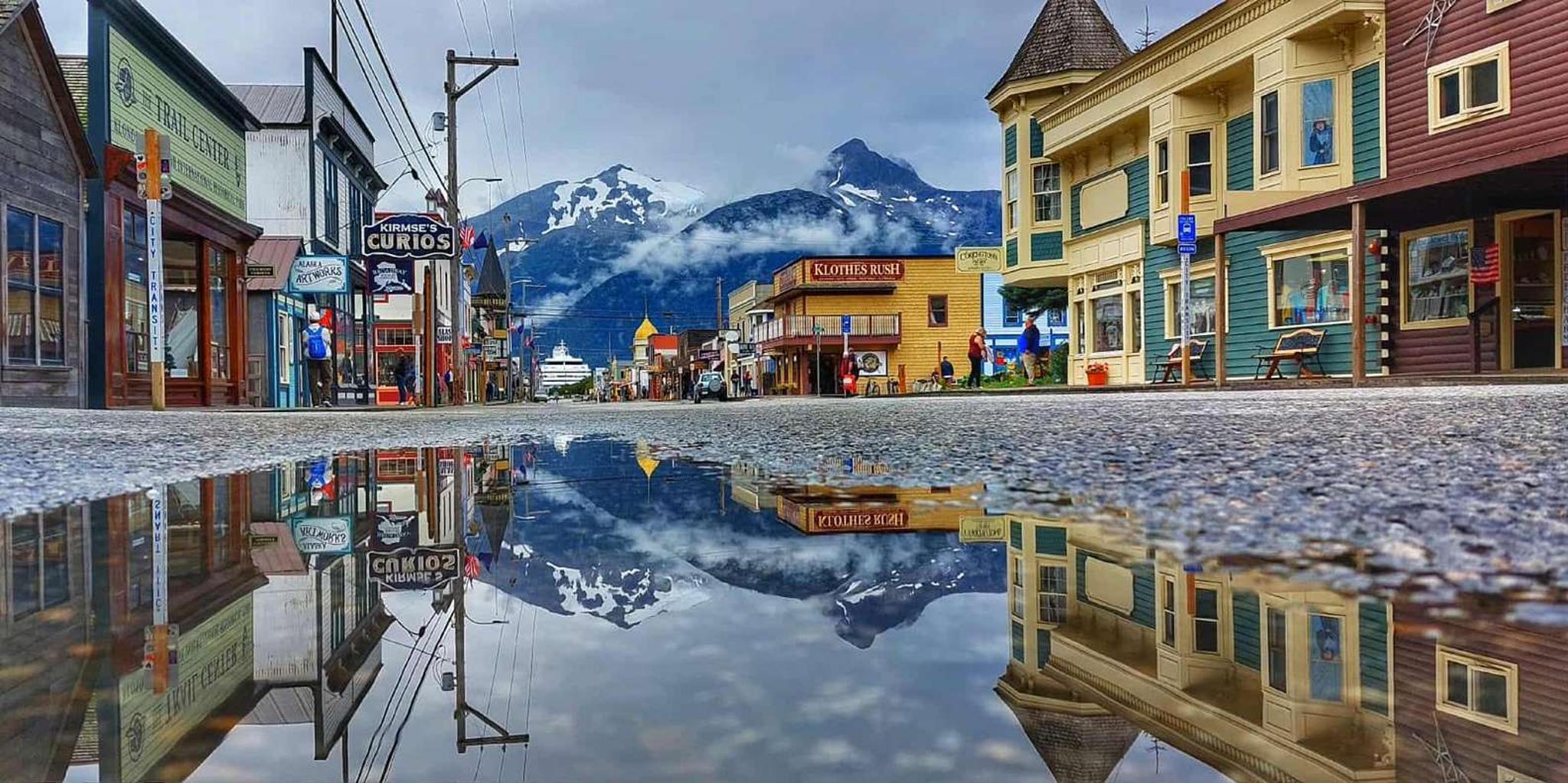 Skagway Highlights Tour with Guide 1.5 hr