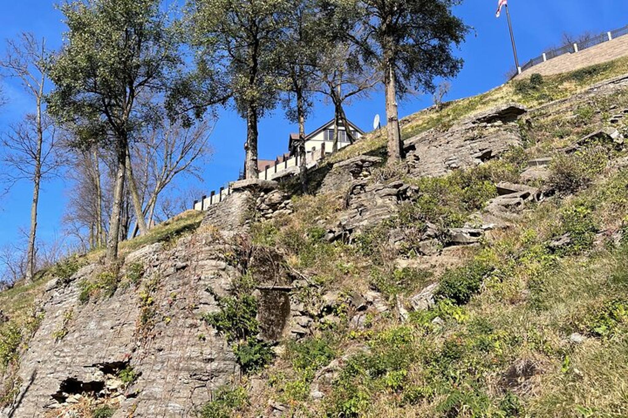 Cincinnati Mt. Adams Walking Tour - Image 5