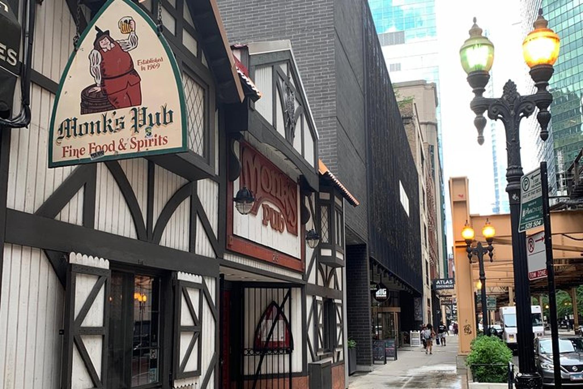 Chicago Historic Pub Walking Tour - Image 6