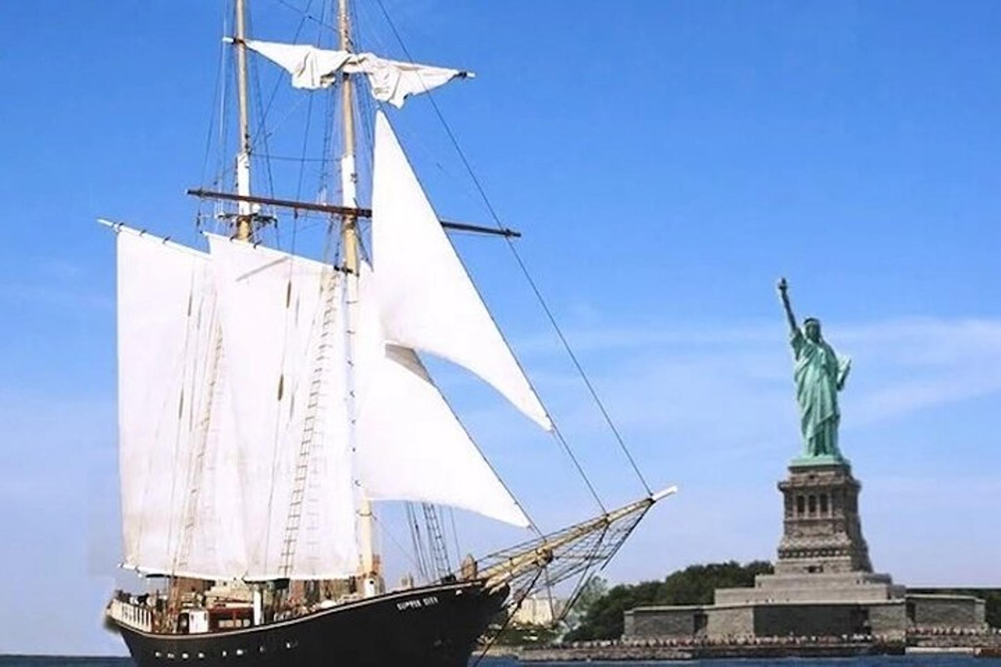 New York City Sailing and Walking Tour - Image 2