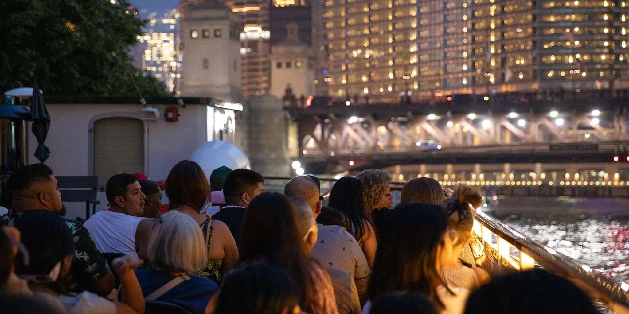 Chicago Night River & Lake Cruise - Image 2