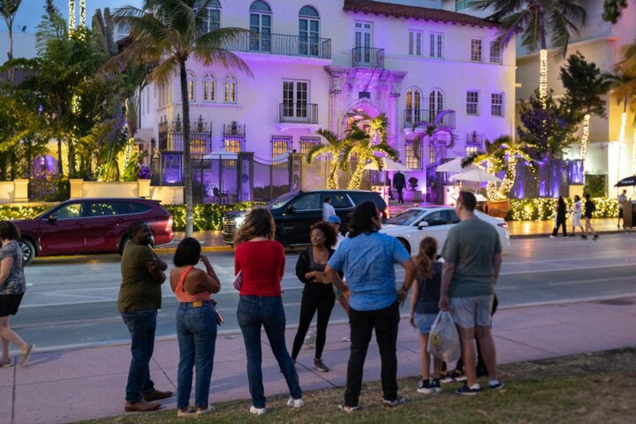 Miami Beach Movie and Tasting Tour - Image 2