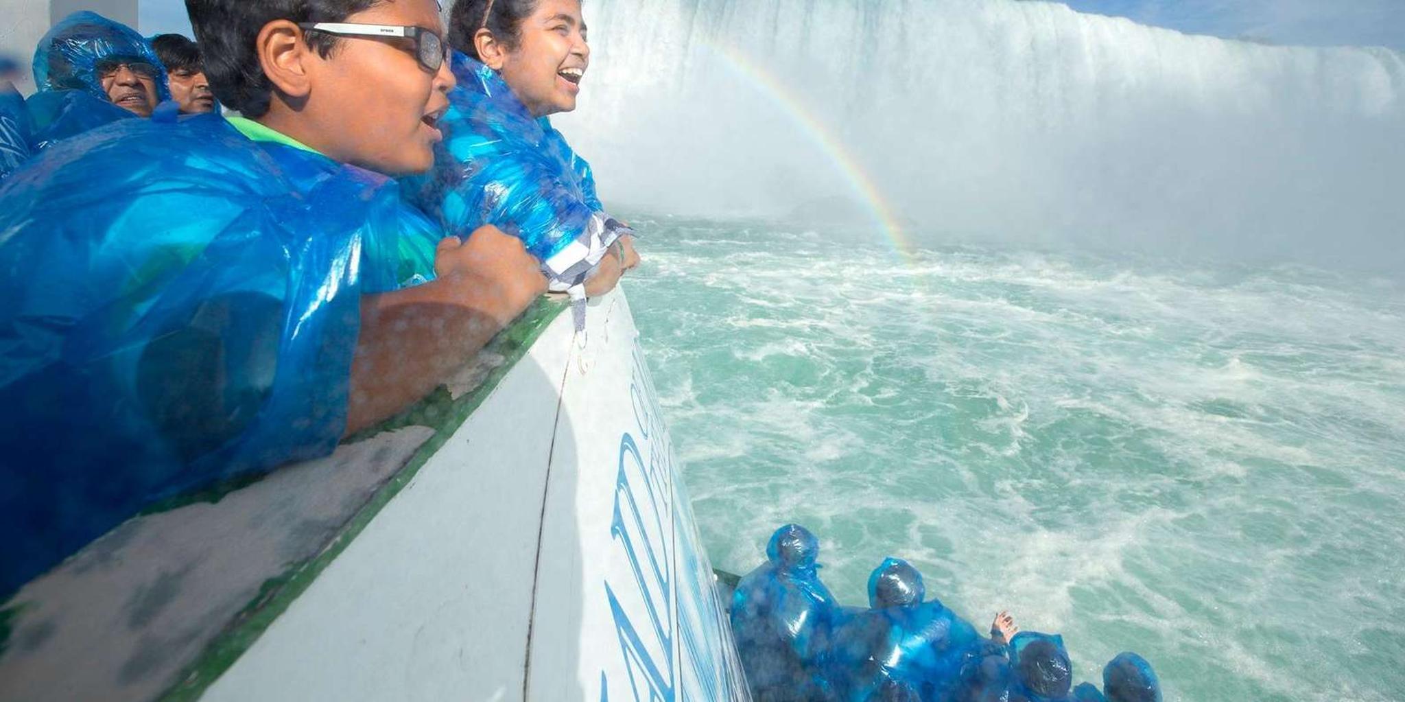 Niagara Falls Maid of the Mist and Cave of the Winds Tour