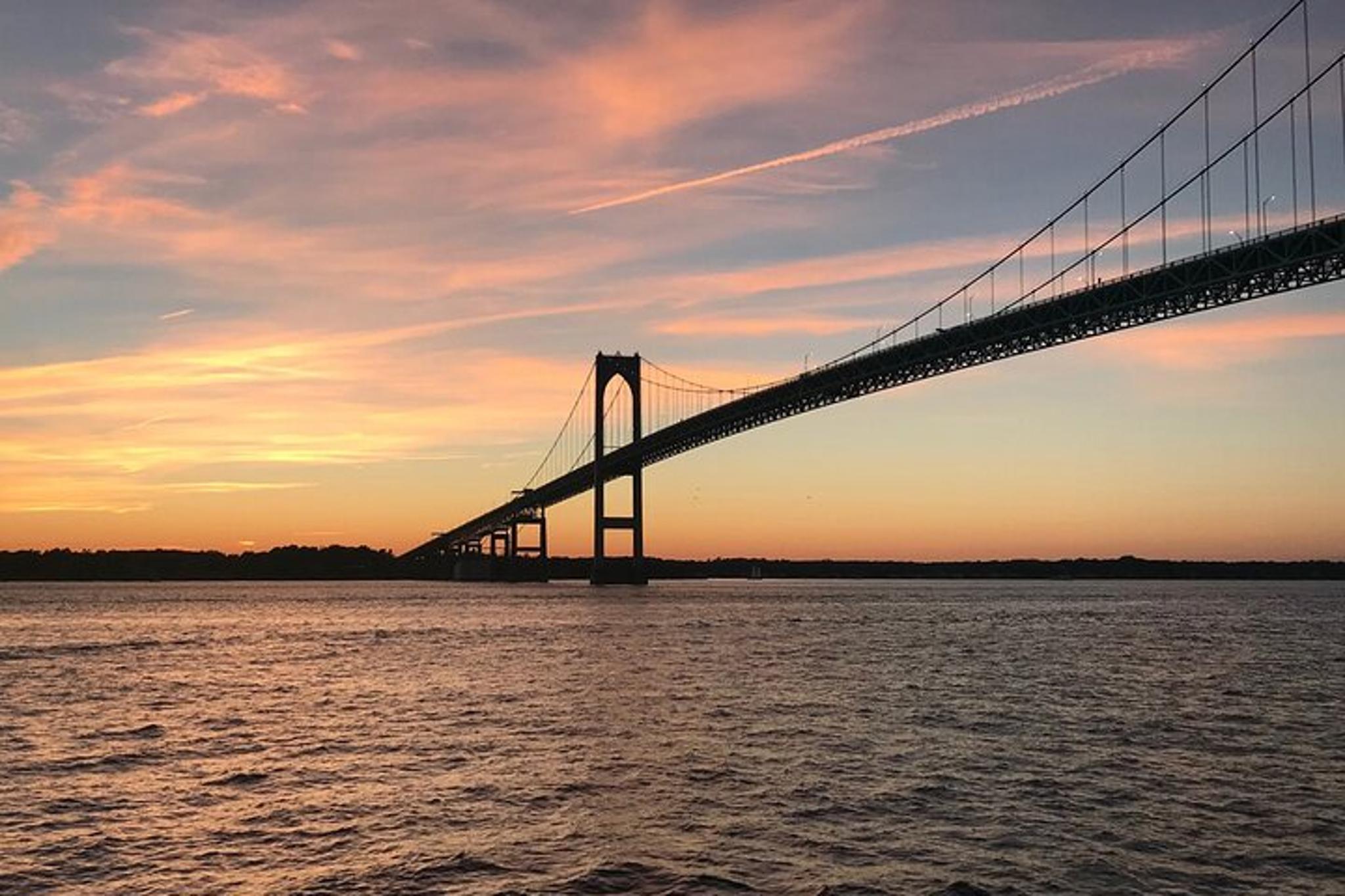 Newport Cocktail Cruise aboard Coastal Queen 75 min - Image 6