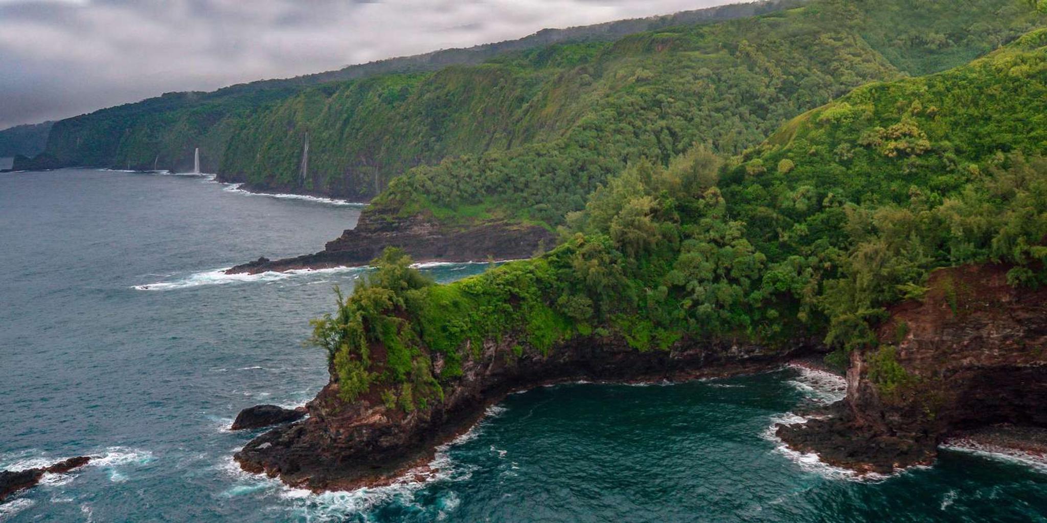 Maui Helicopter Tour with Exclusive Landing - Image 4