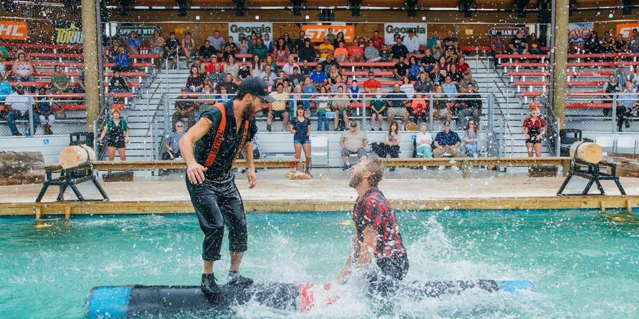 Pigeon Forge Lumberjack Feud Supper Show