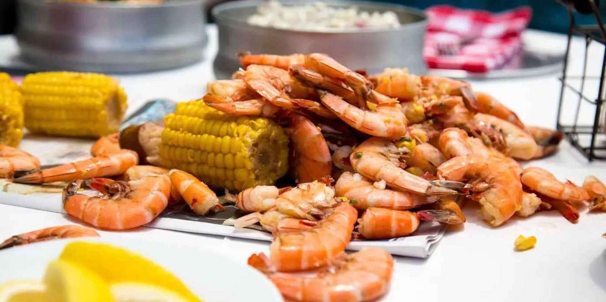 New Orleans Shrimp Boil Experience with Live Music - Image 2