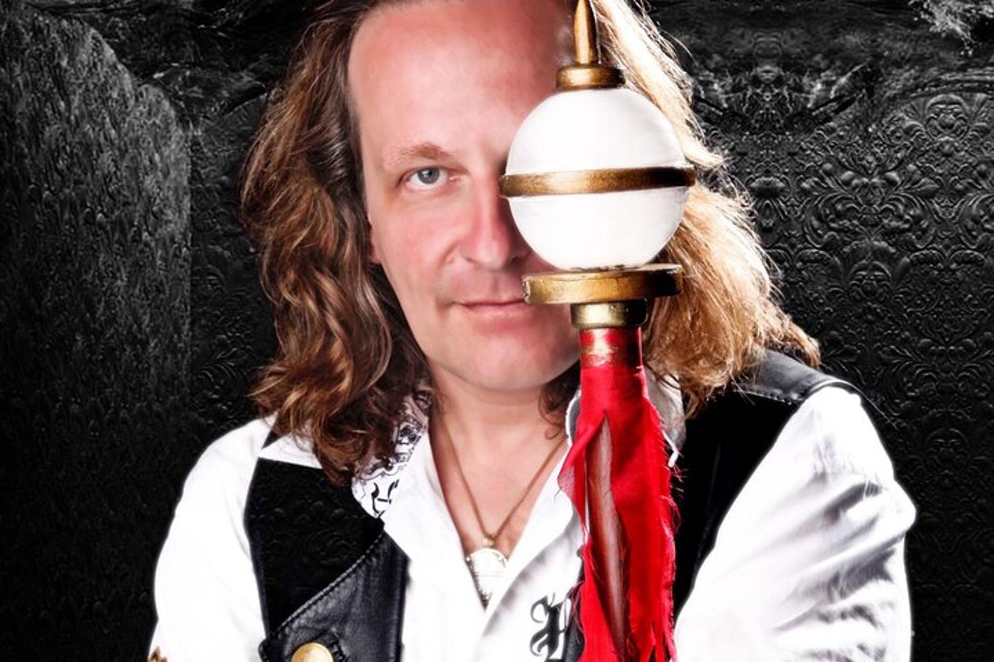 Las Vegas Magic Show at Las Vegas Magic Theater 70 min - Image 5