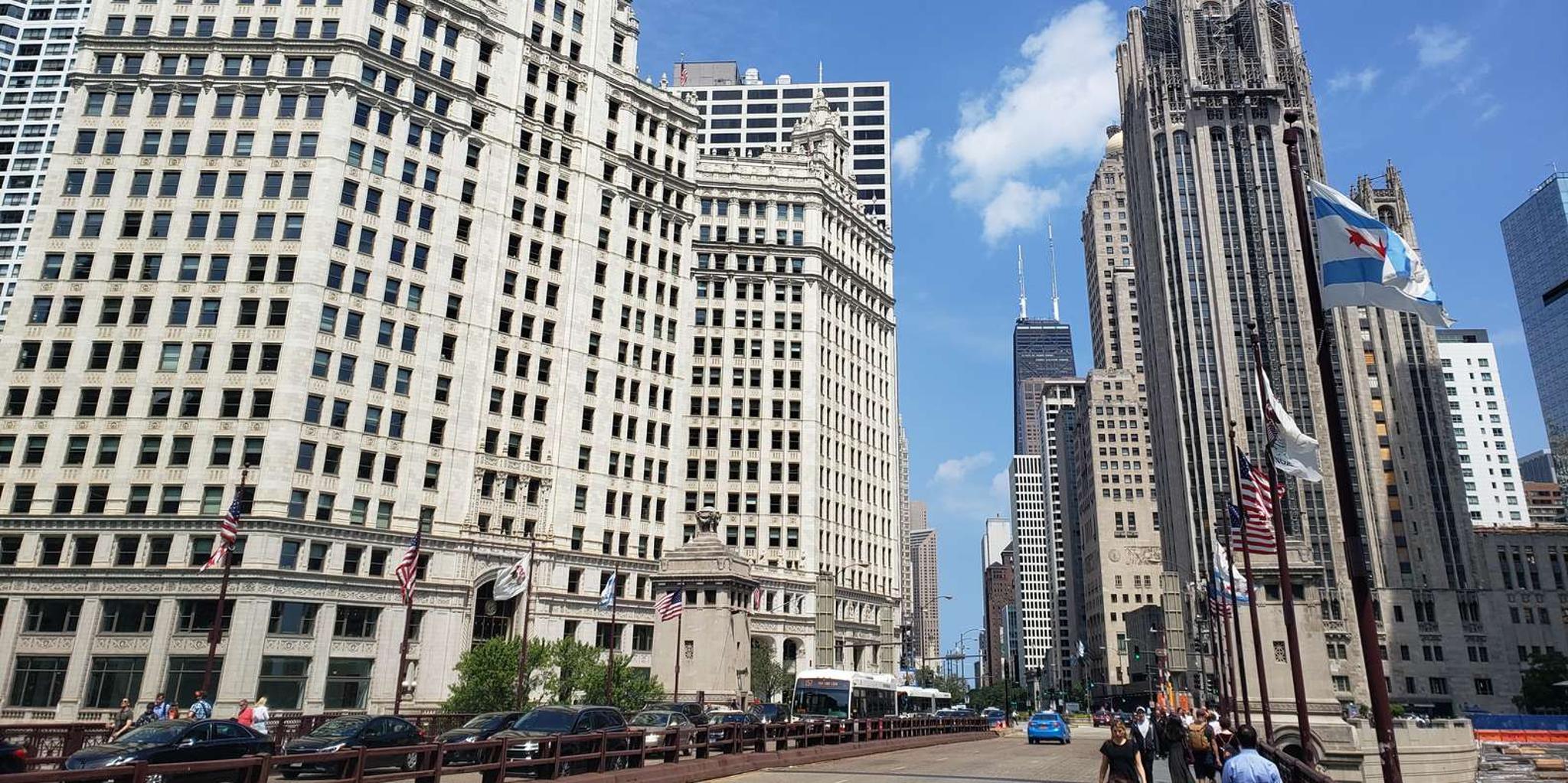 Chicago Walking Tour: Must-See Architecture