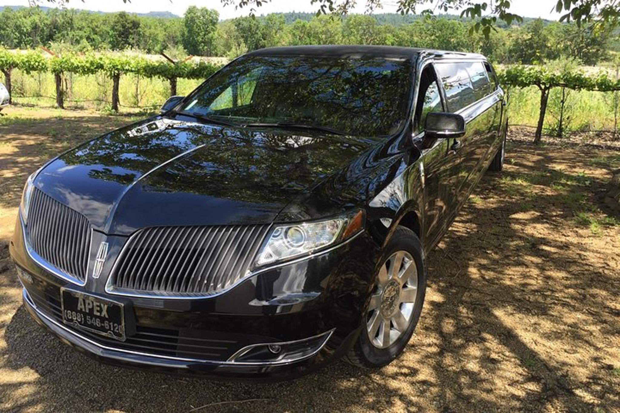 Napa Wine Country Tour in Lincoln MKT Limo - Image 2