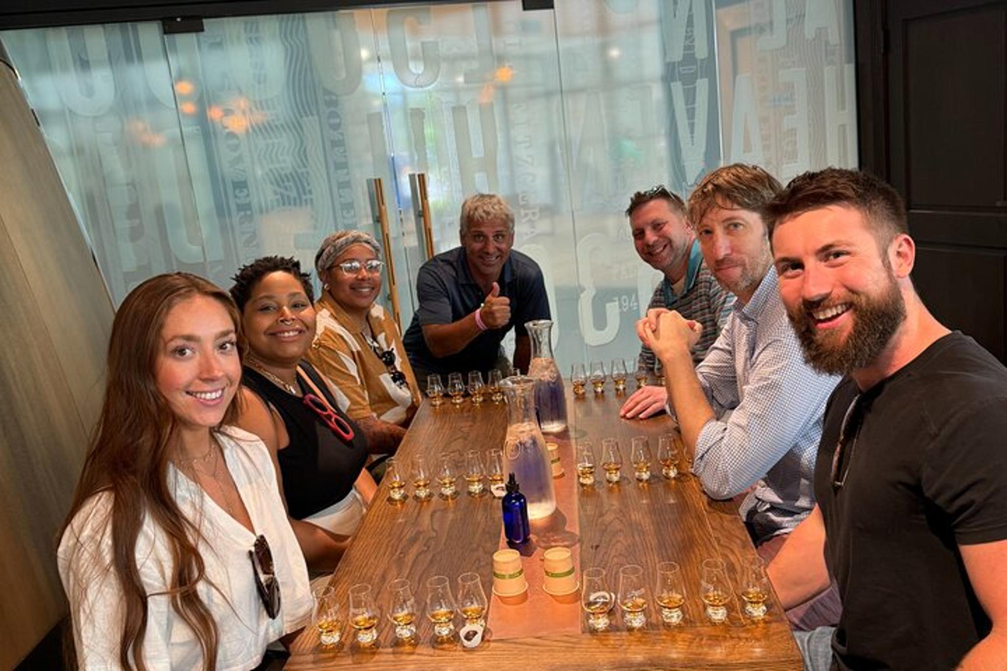 Kentucky Distillery Bourbon Experience - Image 2