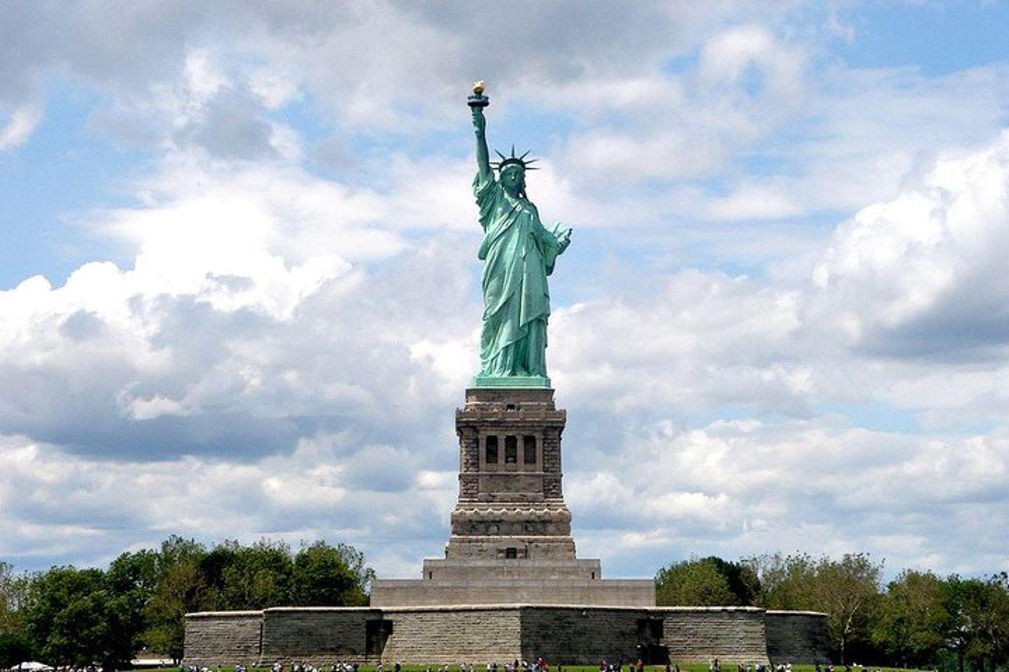 New York City Statue of Liberty and Ellis Island Tour - Image 2