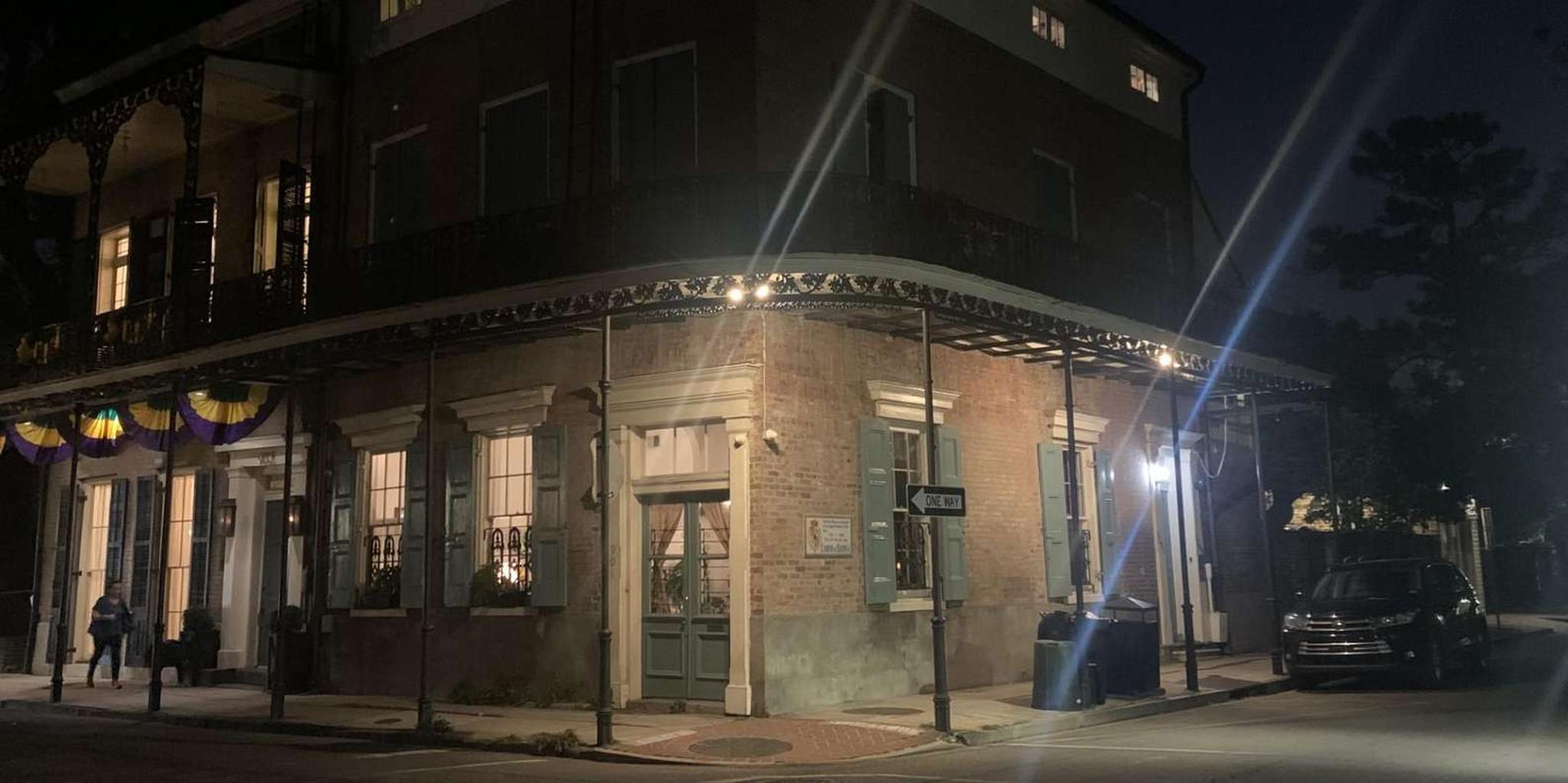 New Orleans French Quarter Ghost and True Crime Walking Tour - Image 4