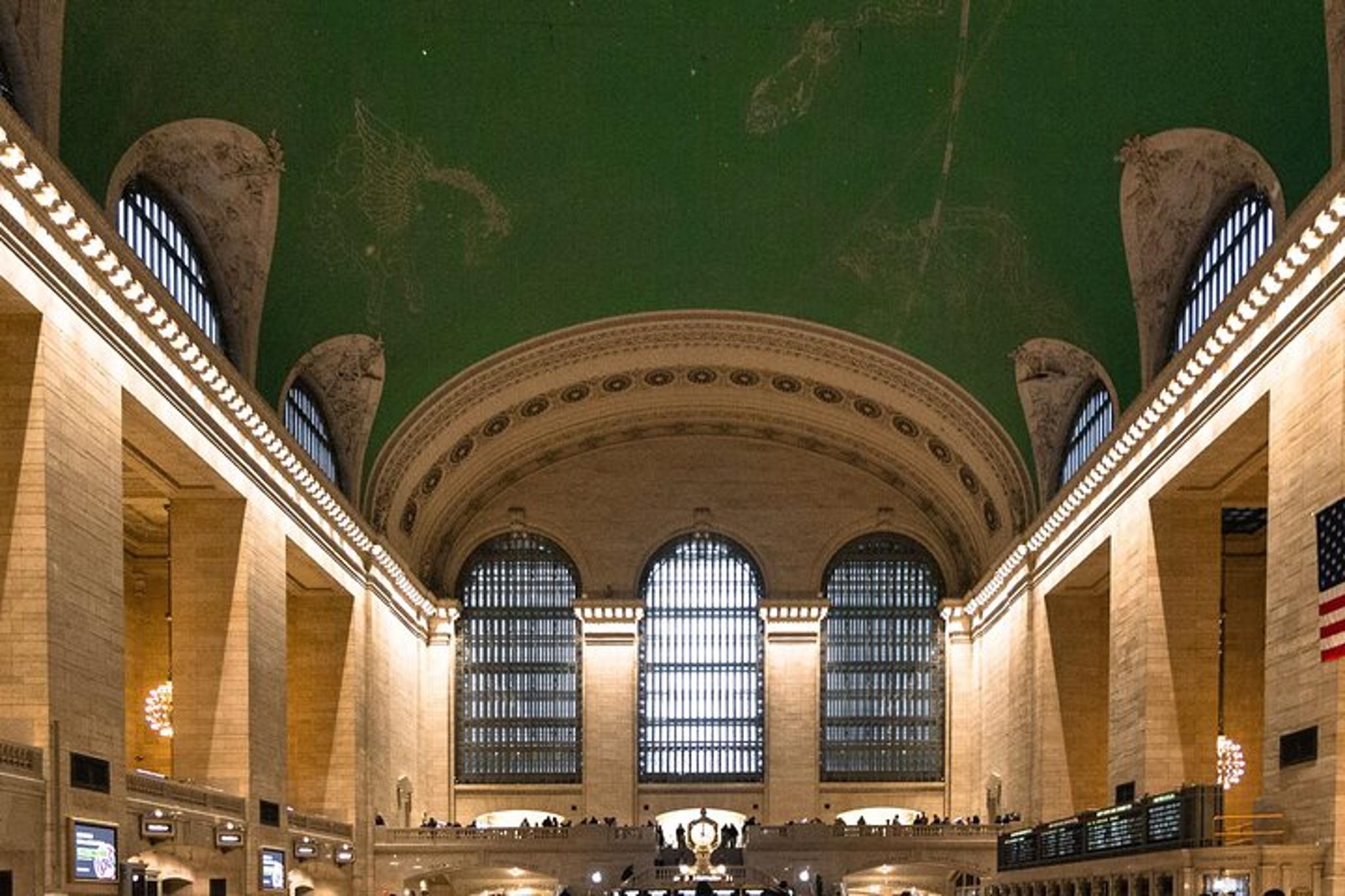 New York City Walking Tour of Grand Central Terminal - Image 4