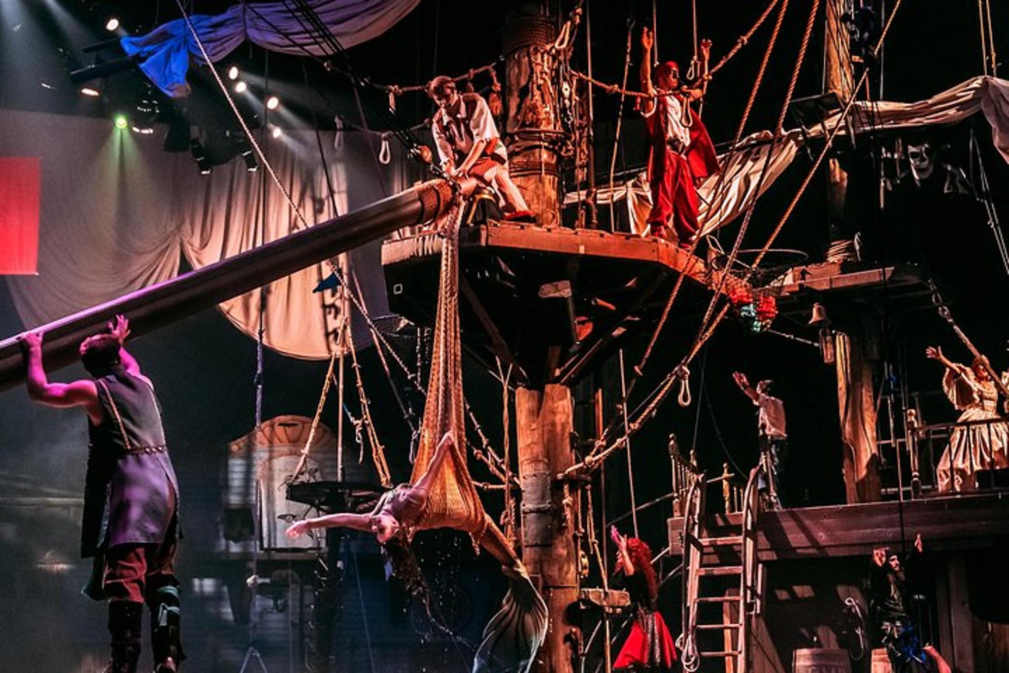 Buena Park Pirate Adventure Dinner Show - Image 6