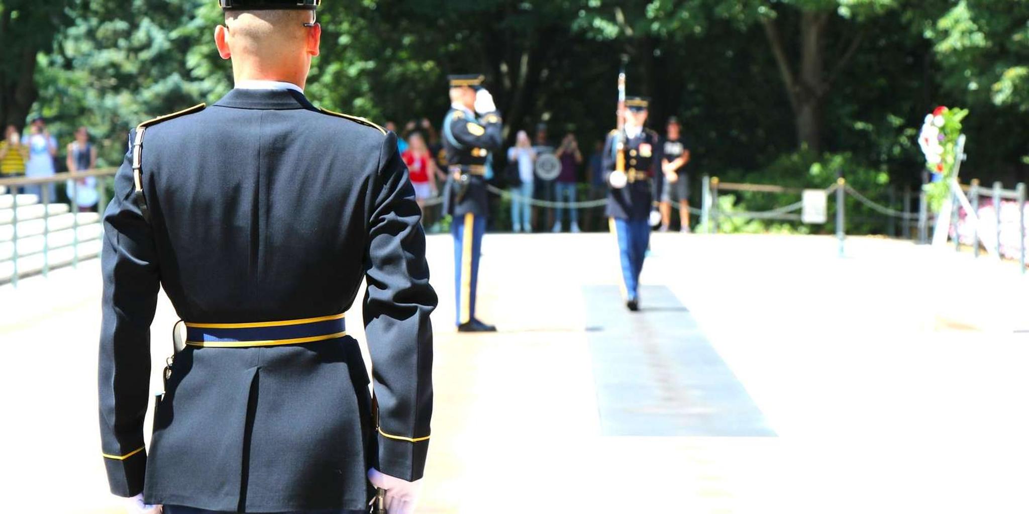 Arlington Cemetery Walking Tour: Changing of the Guard & JFK Gravesite
