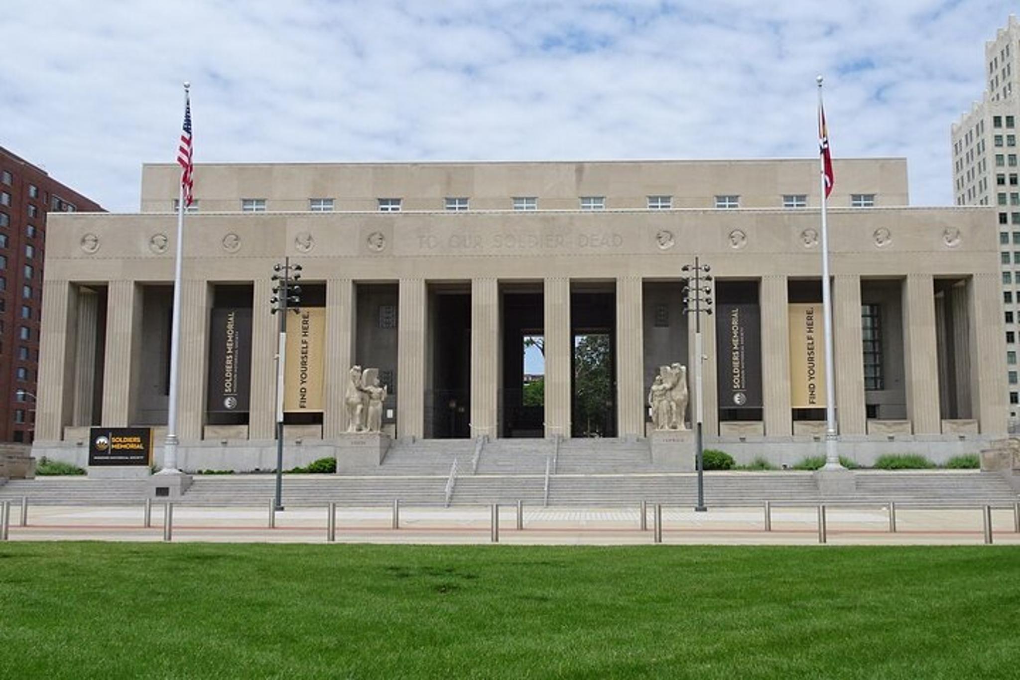 St. Louis Downtown Walking Tour - Image 5