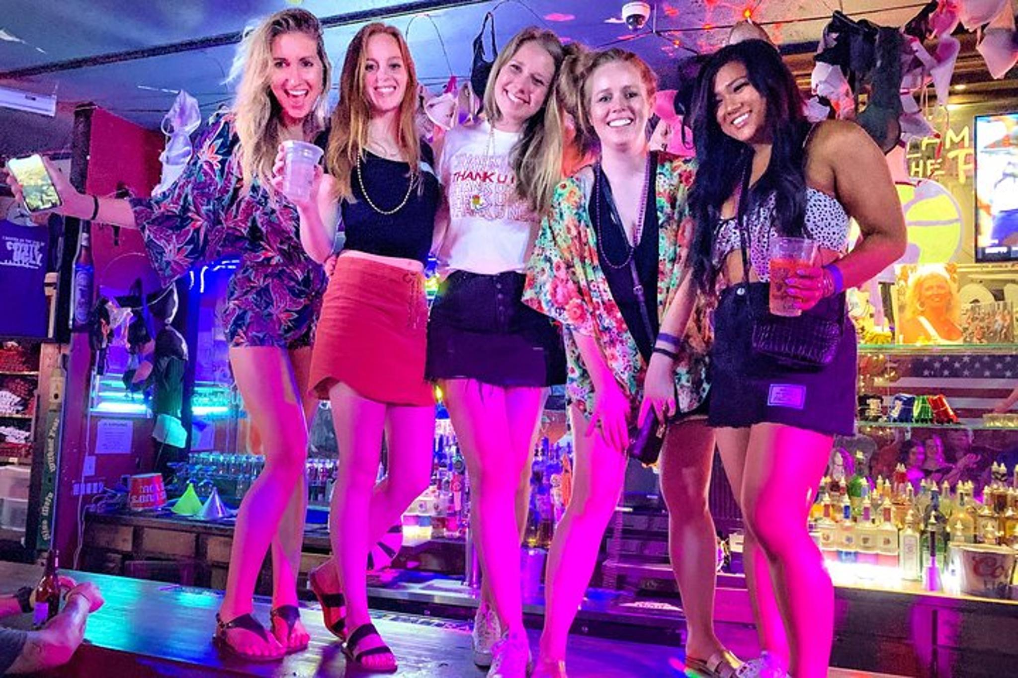 New Orleans Bar and Club Crawl with Free Shots - Image 6