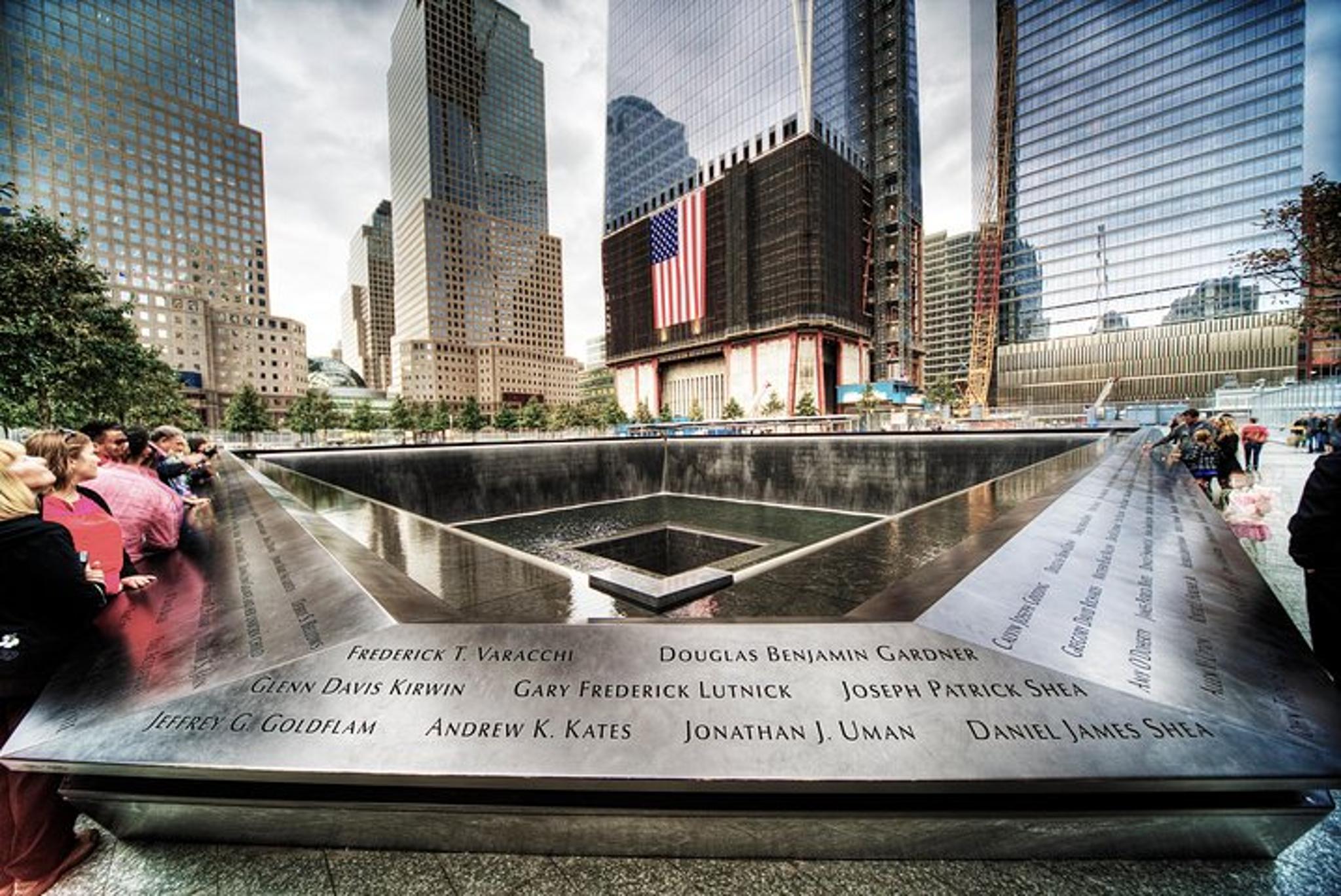 New York City 9/11 Memorial Walking Tour - Image 1