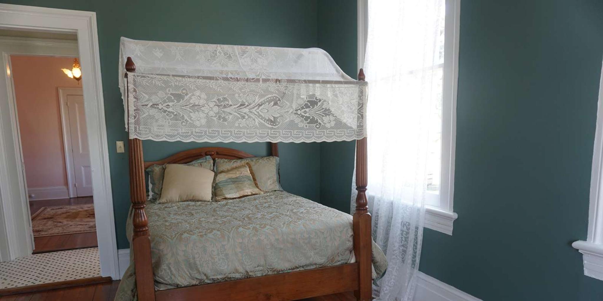 New Orleans Felicity Plantation Guided Tour 1.5 hr - Image 6