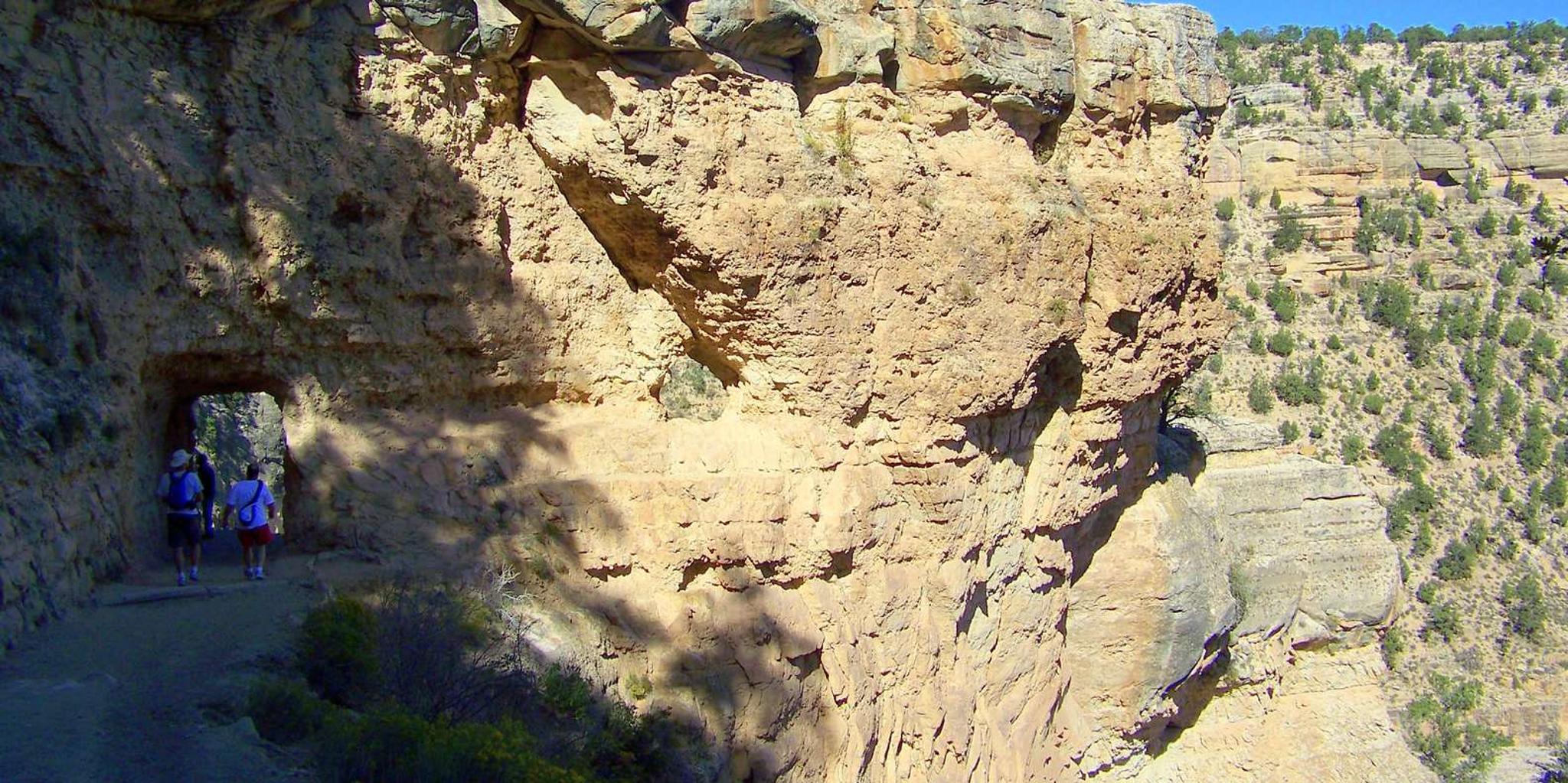Grand Canyon Hike from Sedona or Flagstaff - Image 3