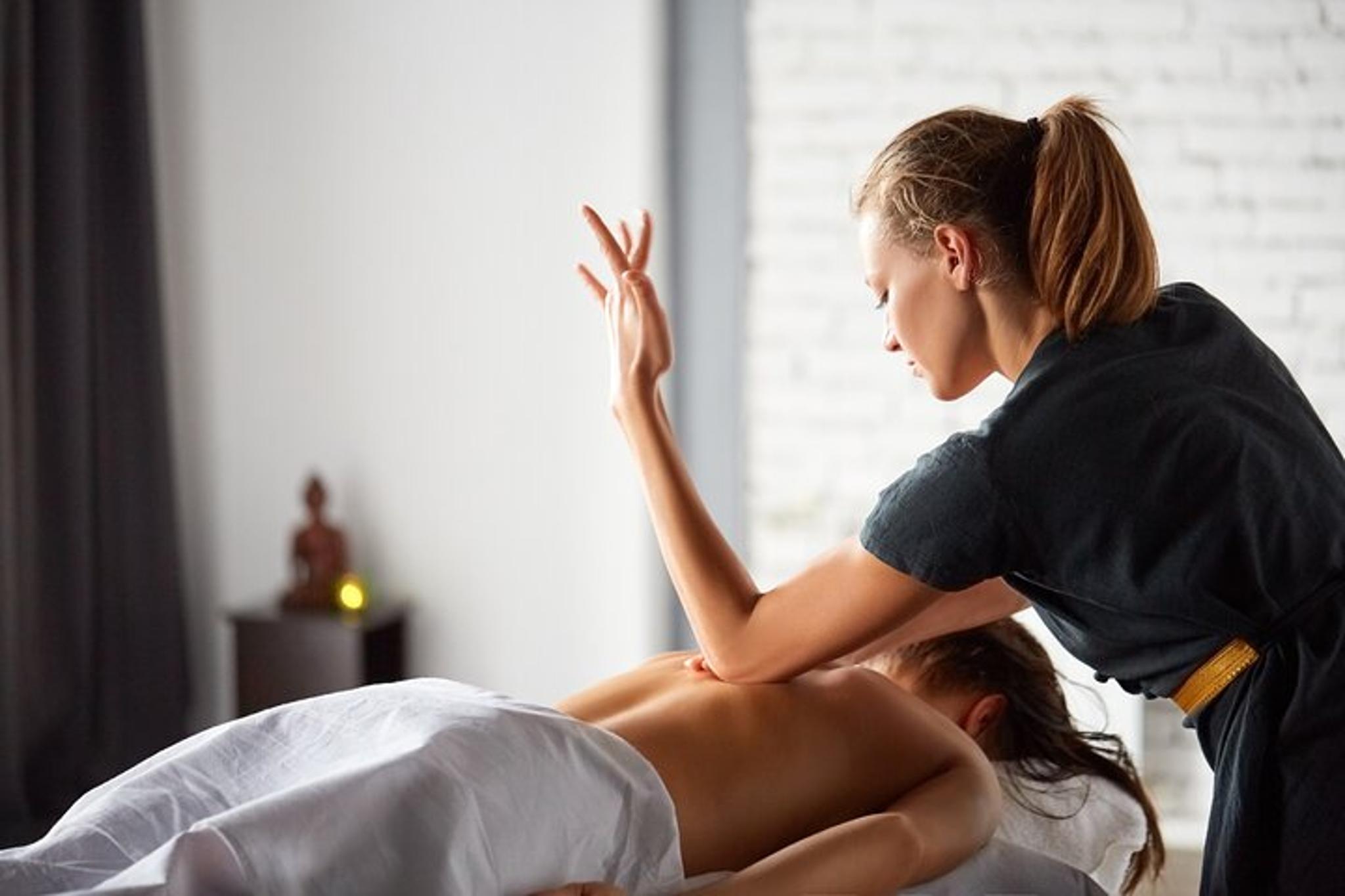 New York City Deep Tissue Massage Therapy 1 hr - Image 5