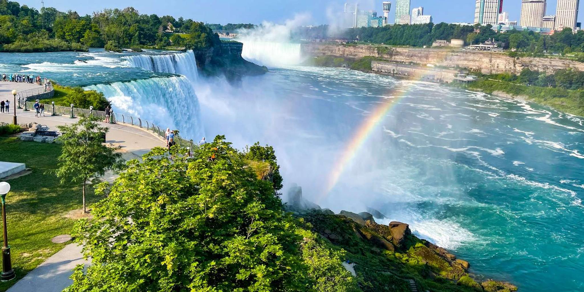 Niagara Falls Maid of the Mist Boat Tour - Image 4