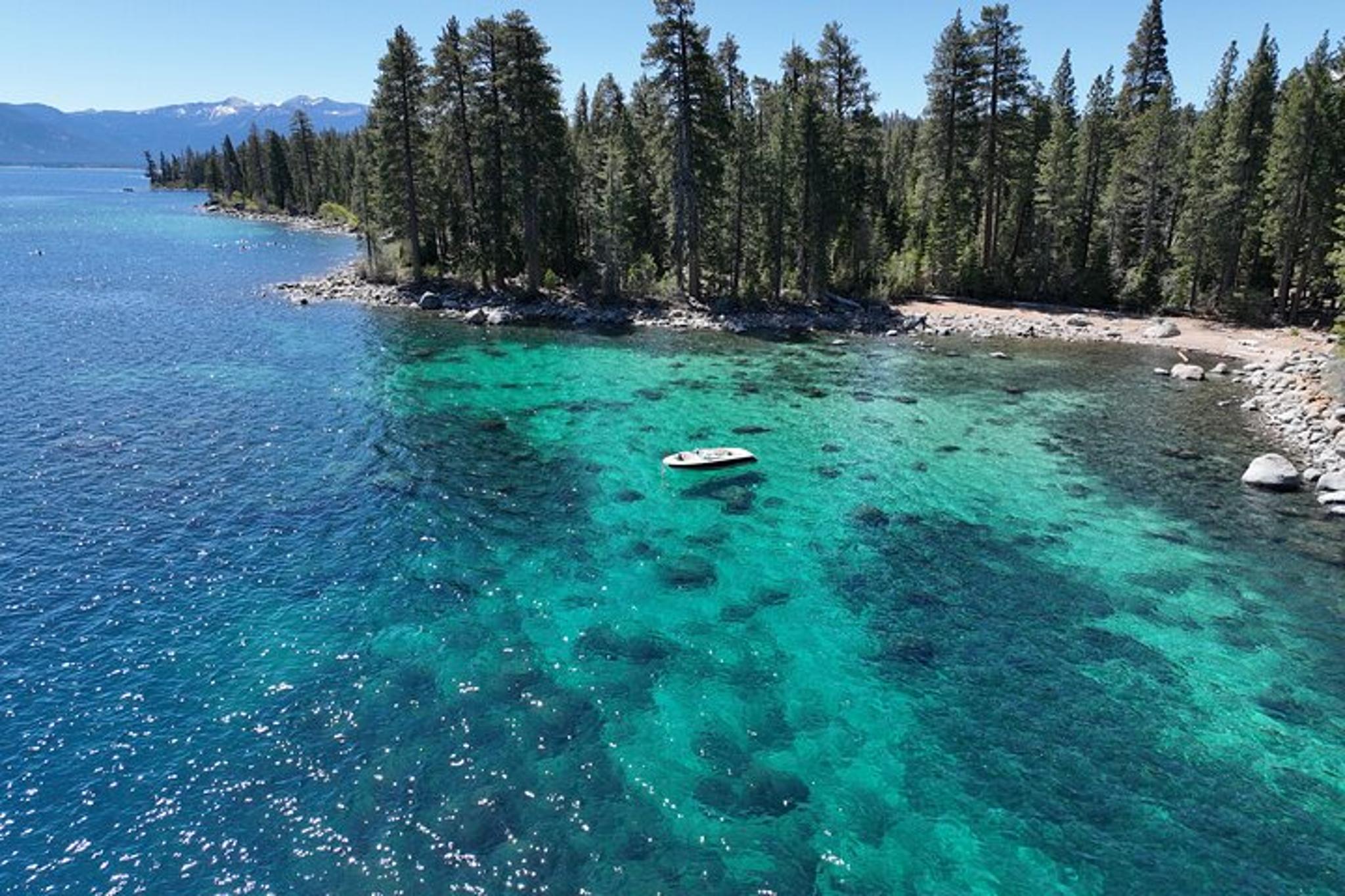 Lake Tahoe Clear Water Boat Tour with Captain 2 hr - Image 5