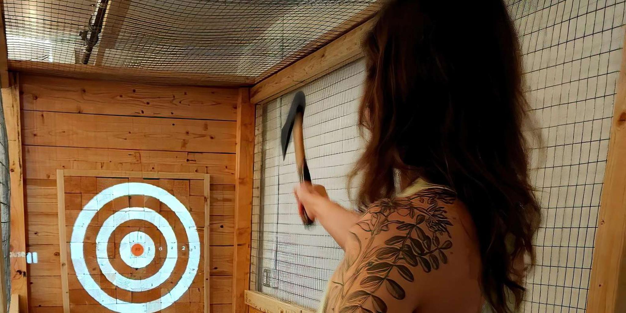 Skagway Axe Throwing Experience 1 hr - Image 6
