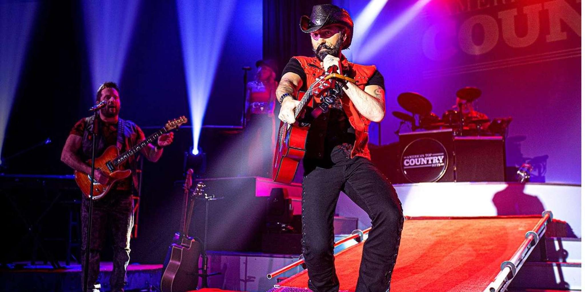 Branson Country Hits Show - Image 4