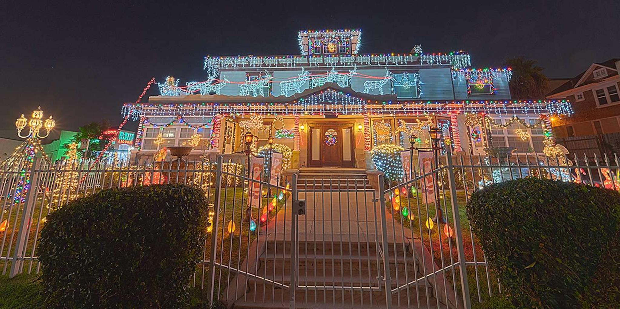 Savannah Holiday Sights Trolley Tour - Image 3